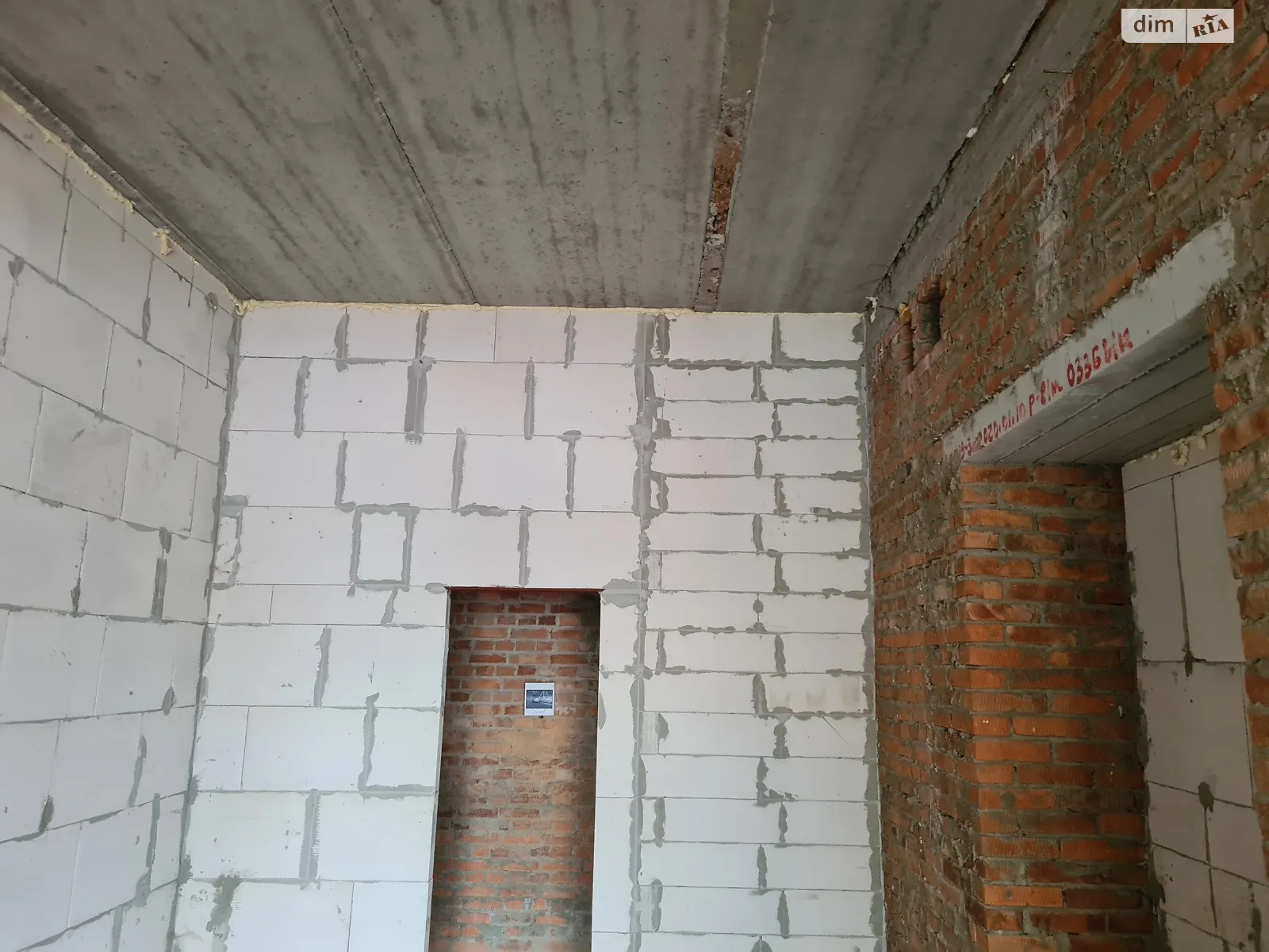 Продається приміщення вільного призначення 52 кв. м в 10-поверховій будівлі, цена: 65000 $ - фото 1