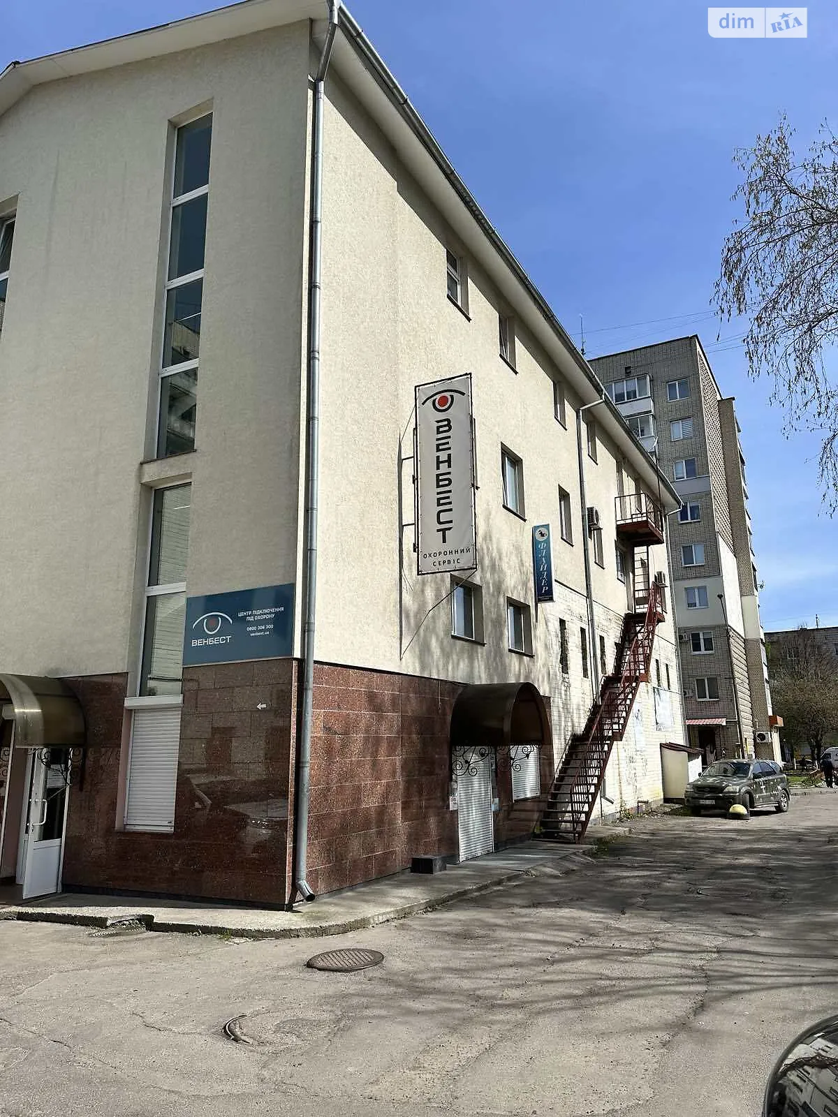 Продается помещения свободного назначения 640 кв. м в 4-этажном здании, цена: 370000 $ - фото 1