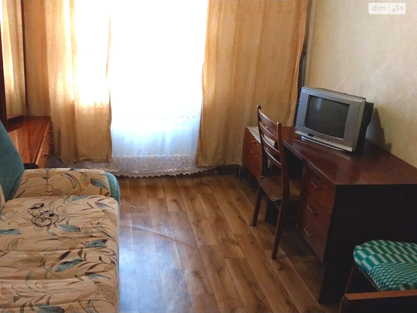 Здається в оренду кімната 72 кв. м у Києві, цена: 2700 грн - фото 1