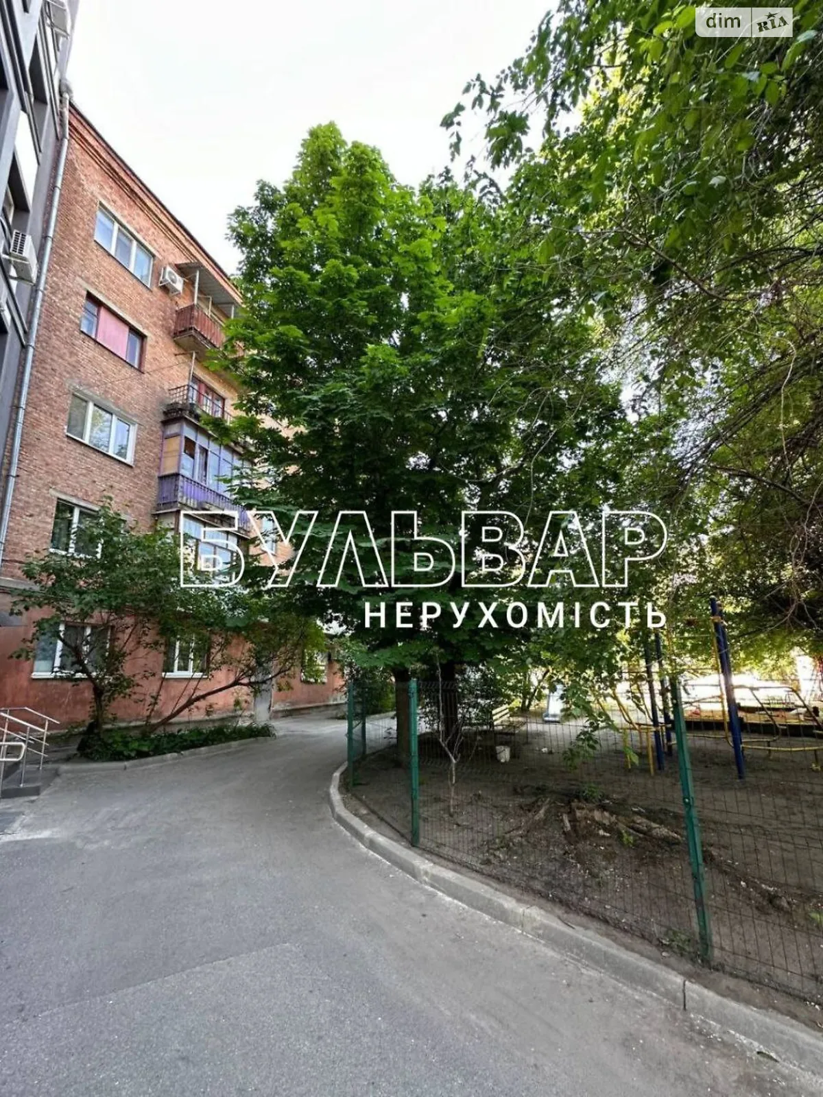 Продается 2-комнатная квартира 56 кв. м в Харькове, ул. Руставели, 49 - фото 1