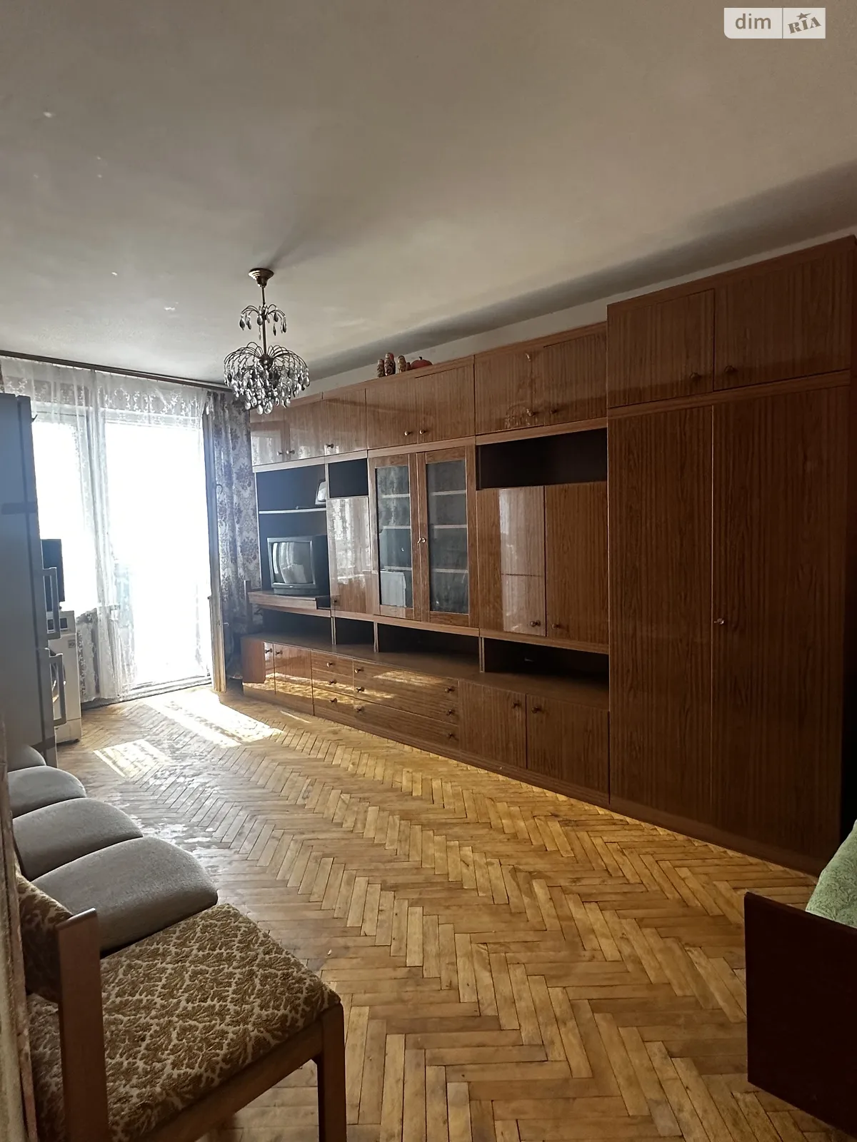 Продается 1-комнатная квартира 35 кв. м в Киеве, ул. Милютенко, 11