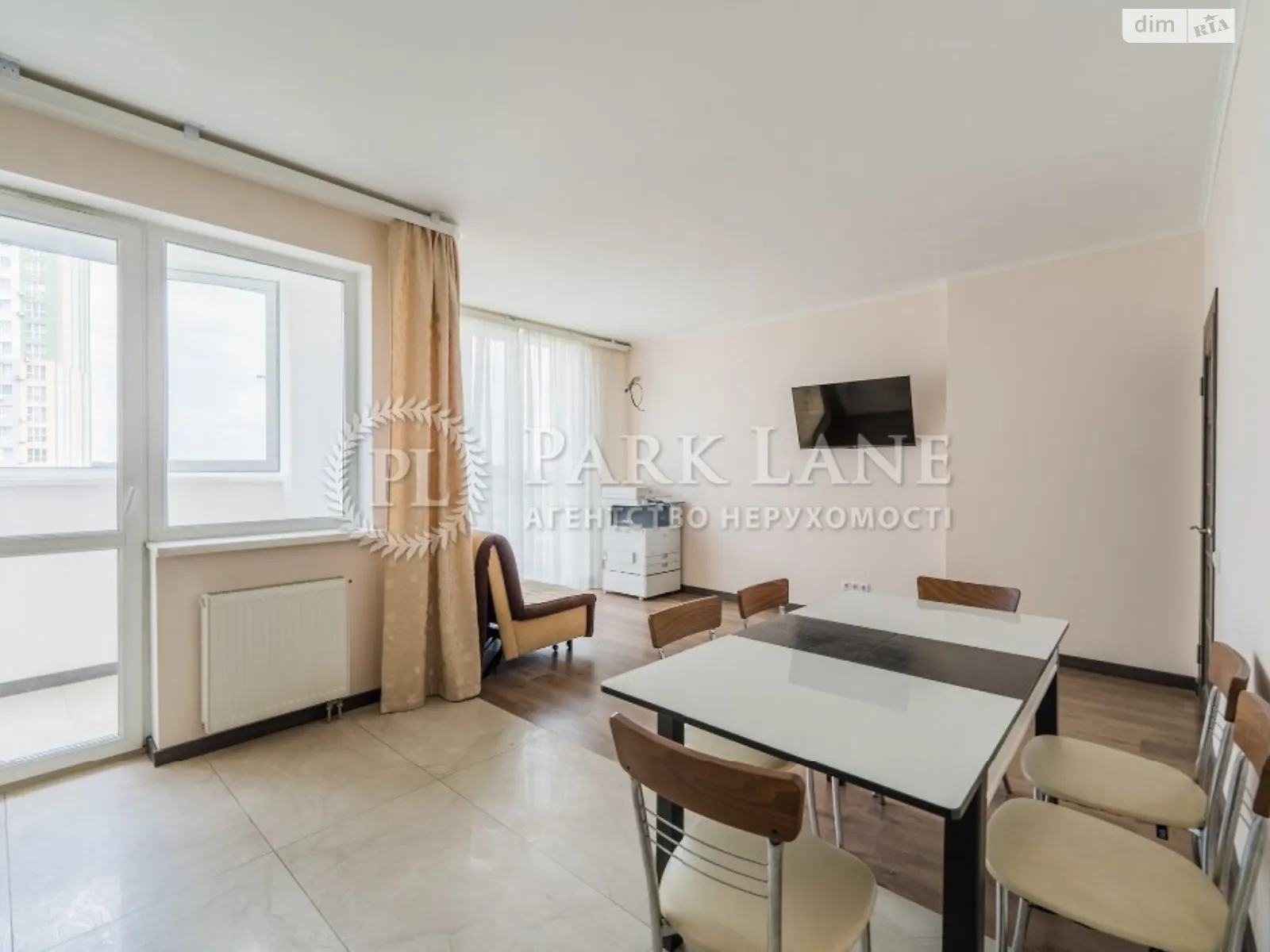 Продается 3-комнатная квартира 82 кв. м в Киеве, ул. Семьи Кульженков, 37 - фото 1