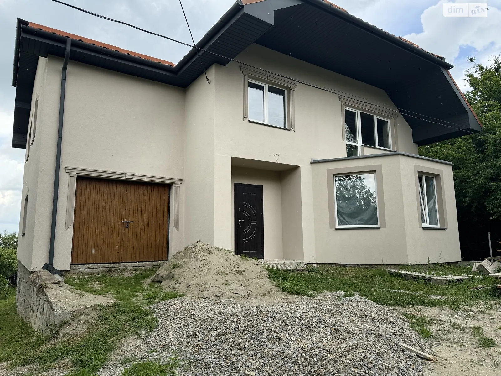 Продается дом на 2 этажа 138 кв. м с камином, цена: 127000 $ - фото 1