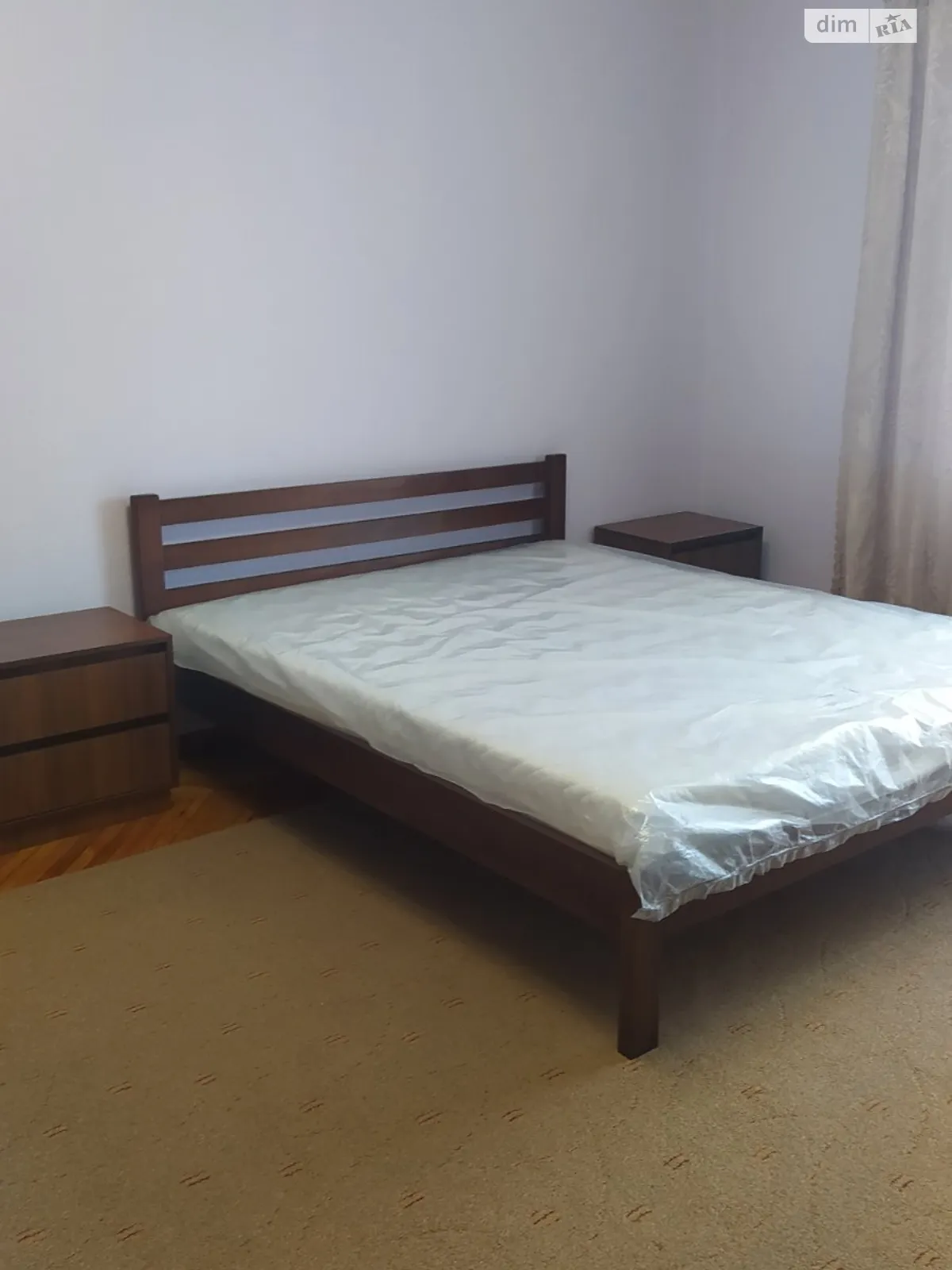 1-кімнатна квартира 45 кв. м у Луцьку, цена: 11000 грн