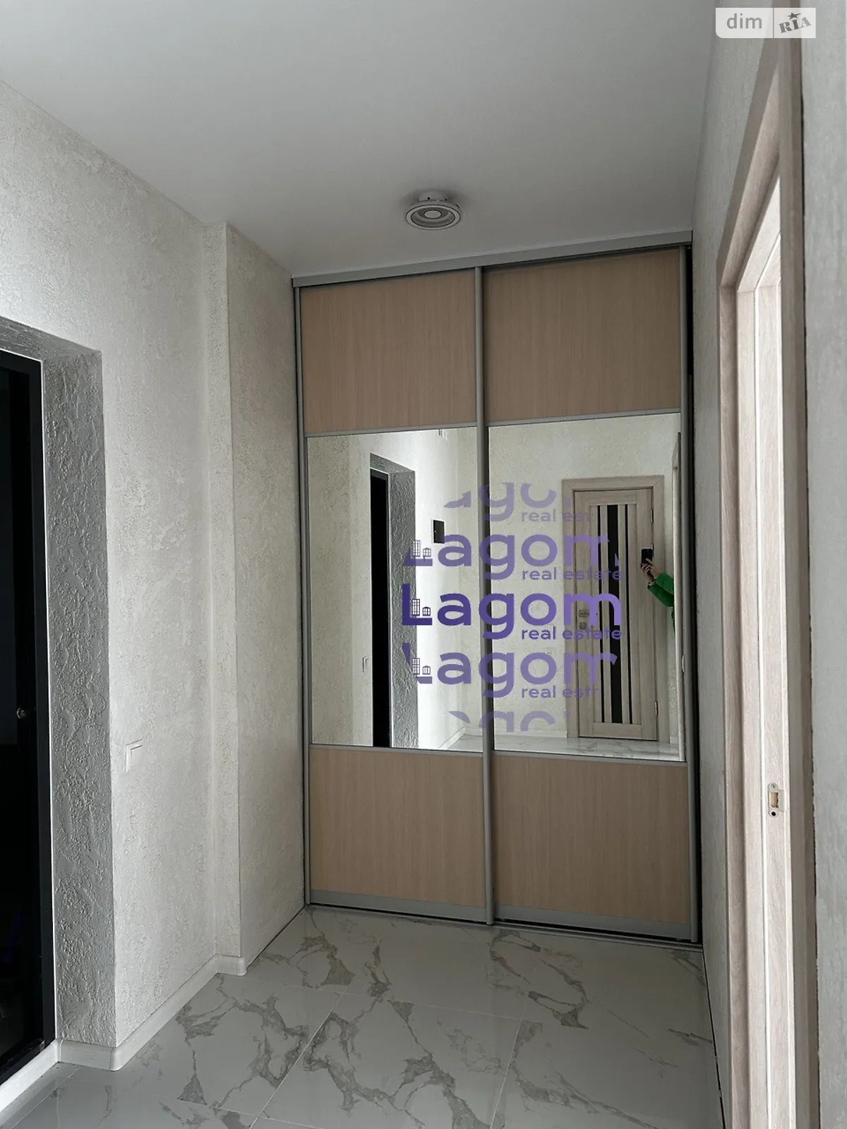 Продается 1-комнатная квартира 41.9 кв. м в Ивано-Франковске, цена: 57500 $ - фото 1