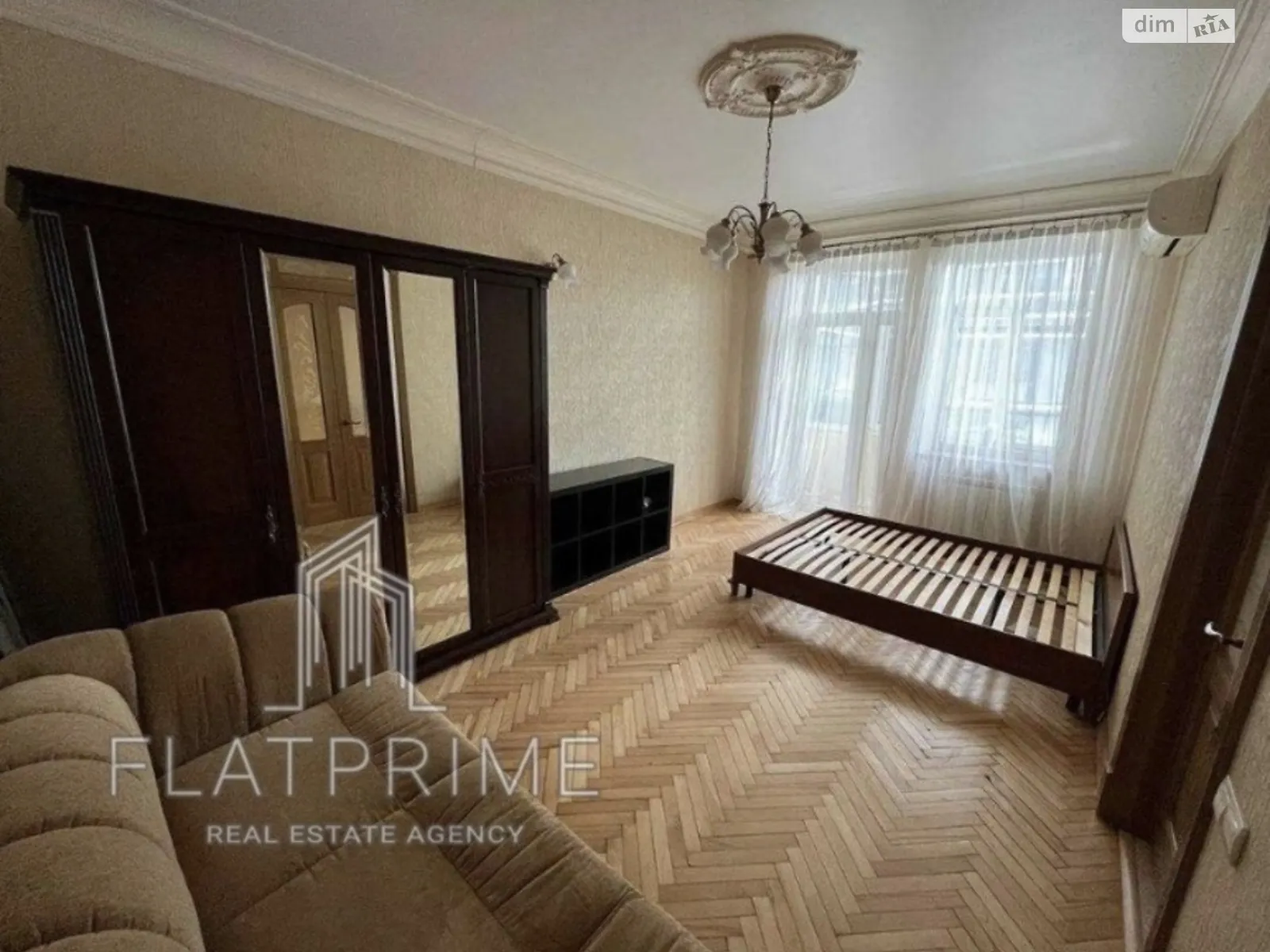Продается 1-комнатная квартира 39 кв. м в Киеве, ул. Ивана Марьяненко, 7 - фото 1