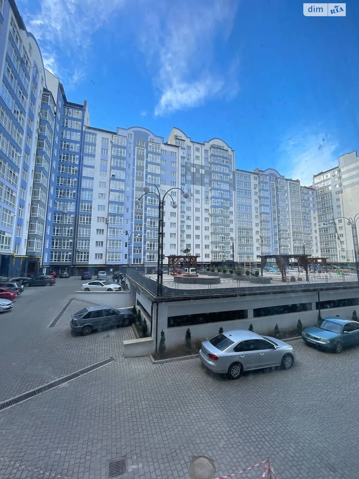 Продается 1-комнатная квартира 41.5 кв. м в Ивано-Франковске, цена: 33500 $ - фото 1