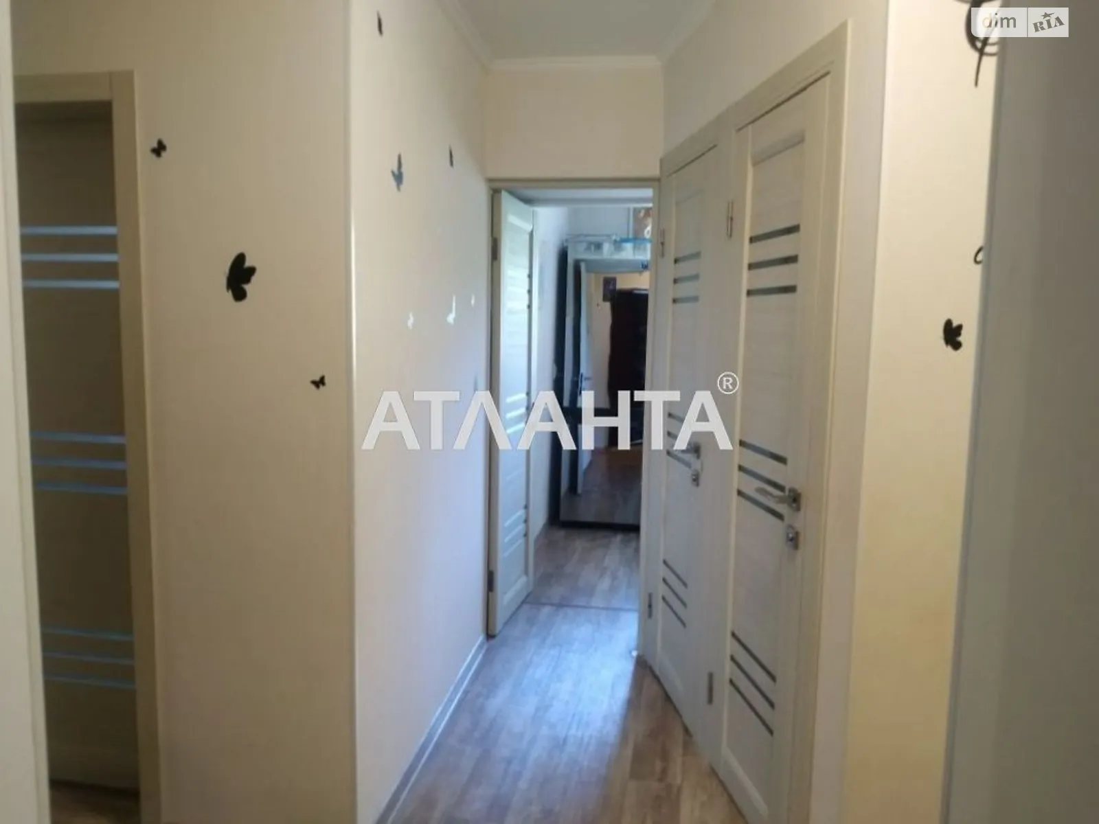 Продается 2-комнатная квартира 45 кв. м в Черноморске, цена: 35000 $ - фото 1