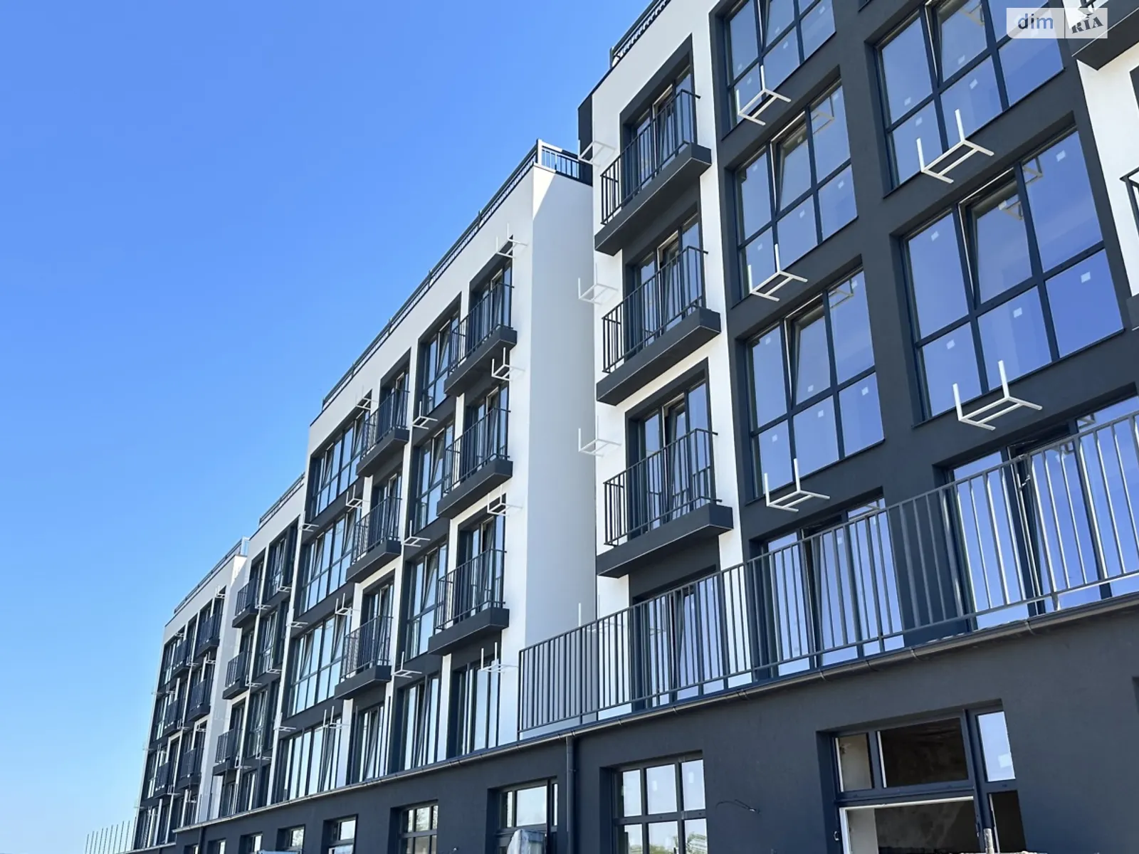 Продается 2-комнатная квартира 61 кв. м в Буче, пер. Гостомельский - фото 1
