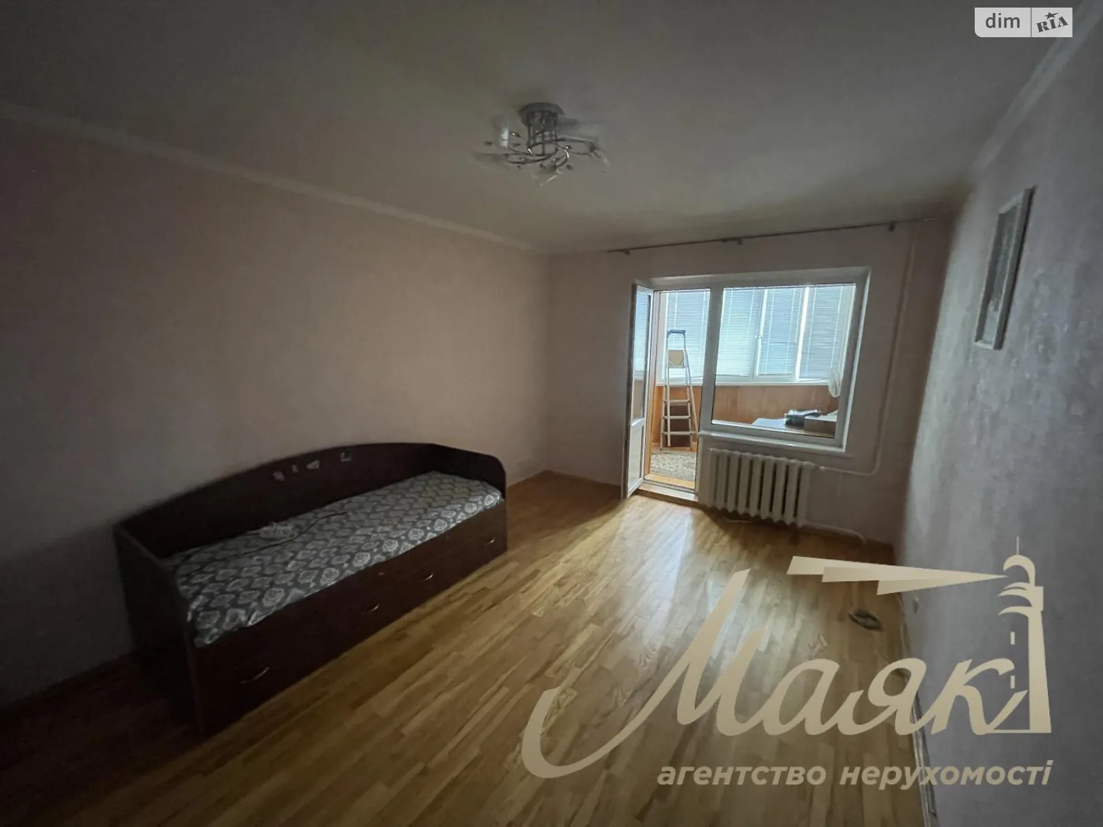Продается 2-комнатная квартира 72 кв. м в Киеве, ул. Григория Кочура(Александра Пироговского), 19 корпус 1