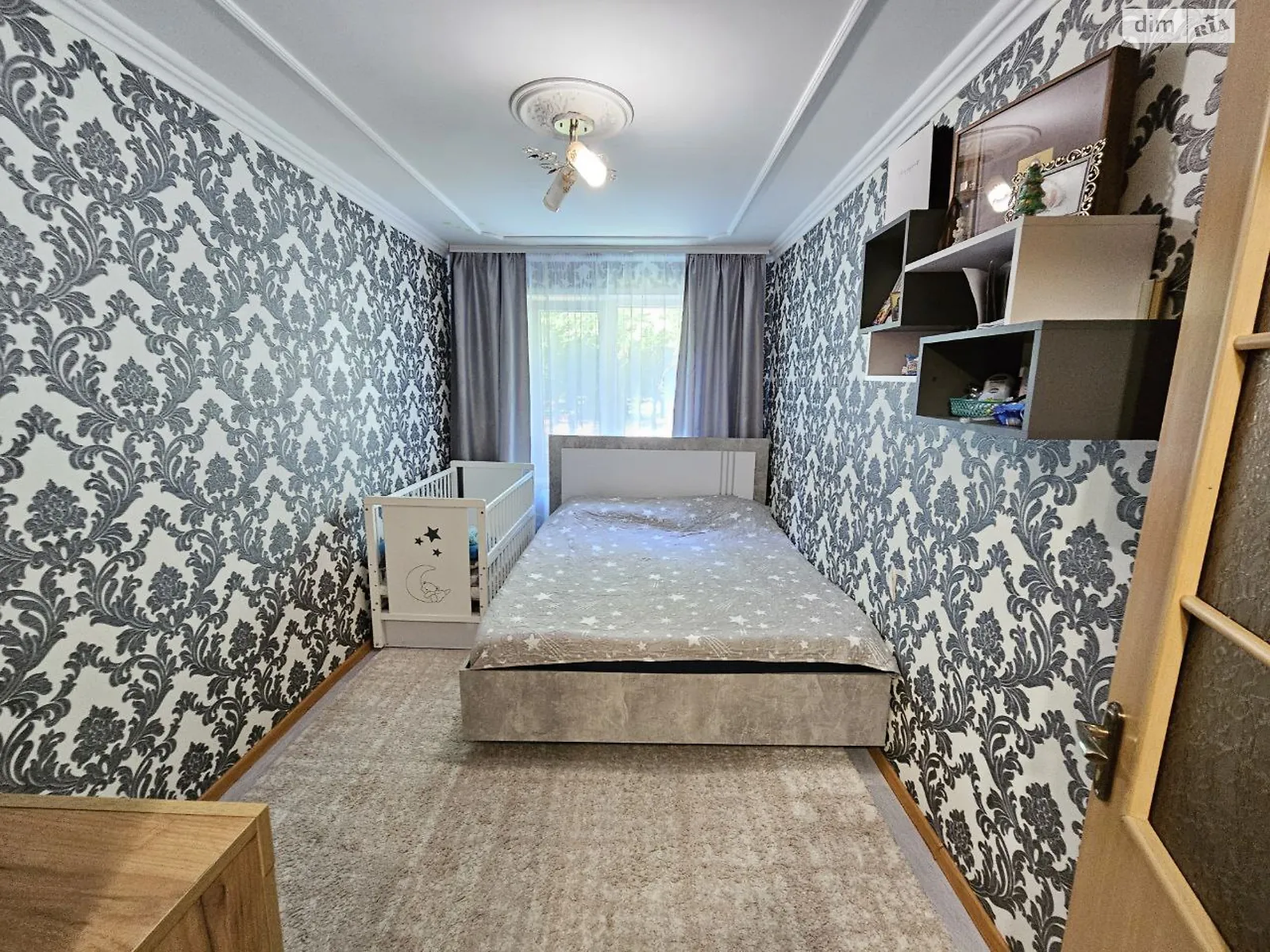 Продается 4-комнатная квартира 67 кв. м в Ивано-Франковске, ул. Симоненко Василия