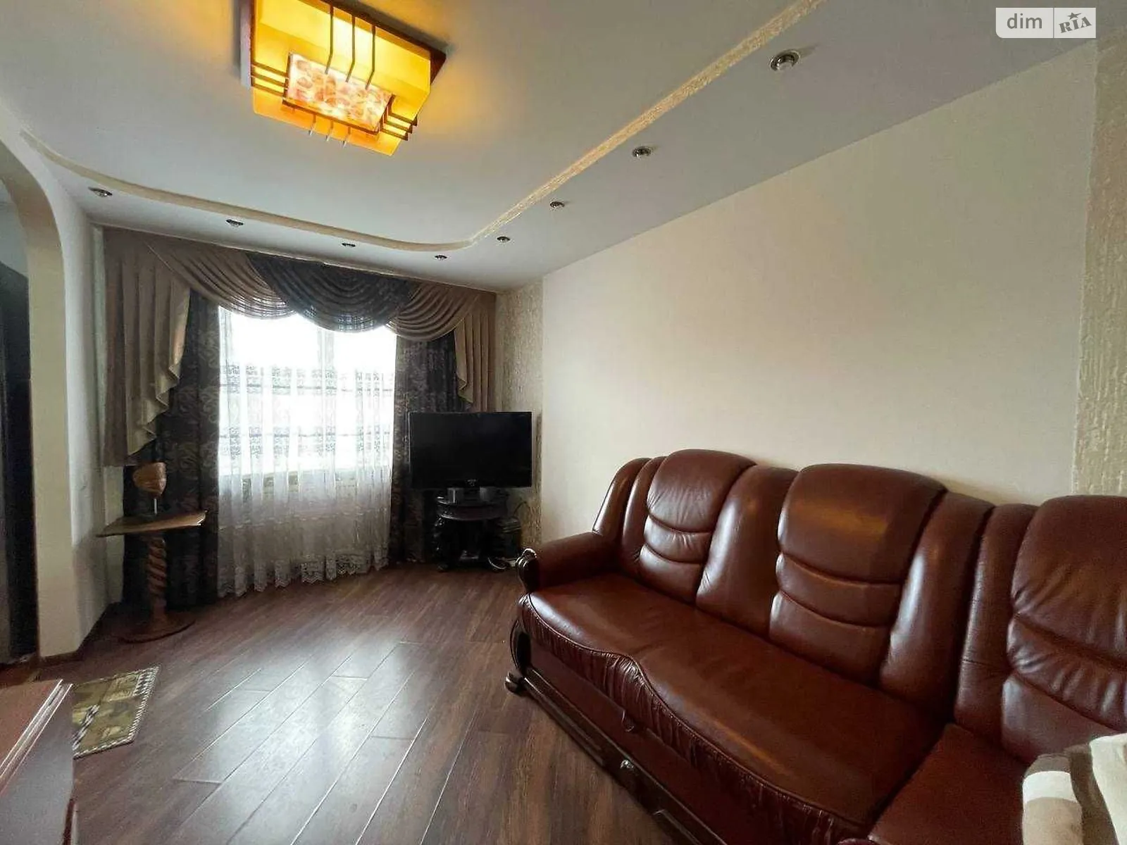 Продается 3-комнатная квартира 67 кв. м в Жидачове, цена: 46000 $ - фото 1