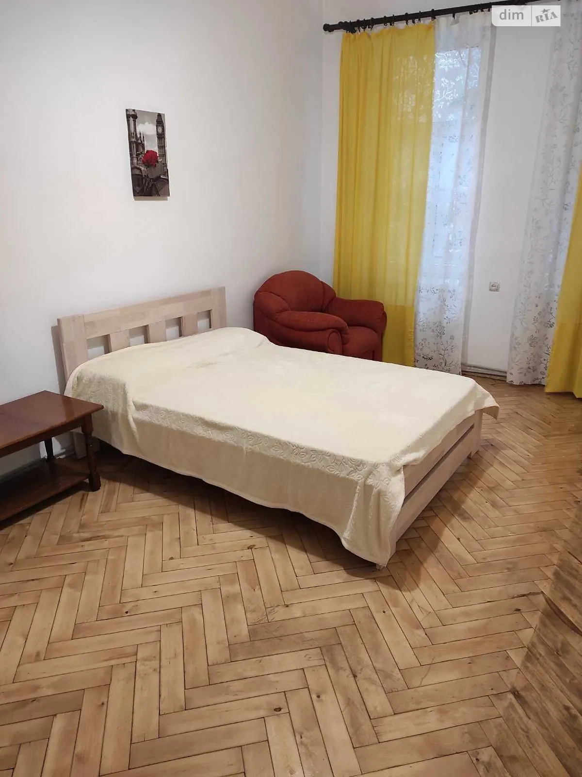 Сдается в аренду 1-комнатная квартира 35 кв. м в Львове, ул. Хмельницкого Богдана, 52 - фото 1
