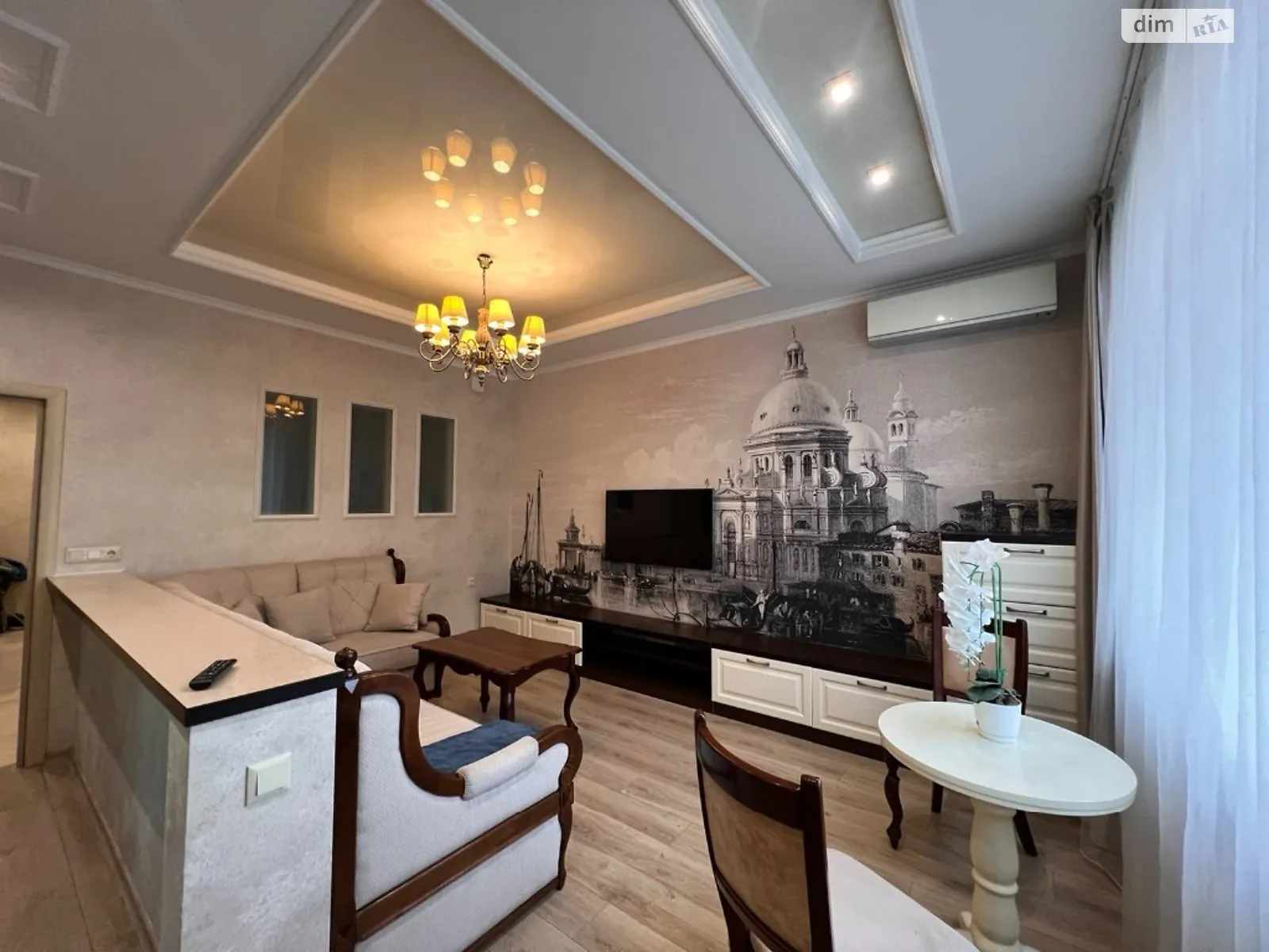 Продается 2-комнатная квартира 68 кв. м в Одессе, плато Гагаринское, 5 - фото 1