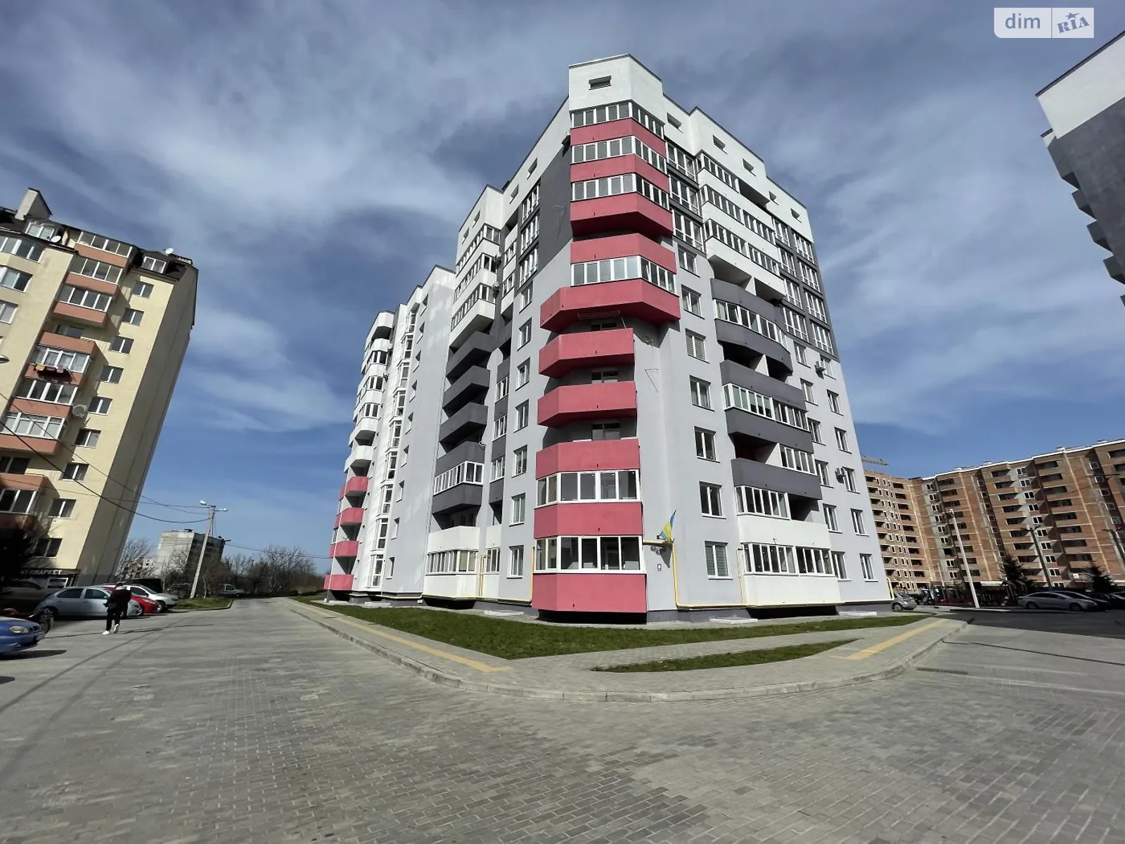 Продается 1-комнатная квартира 42 кв. м в Львове, ул. Лычаковская - фото 1