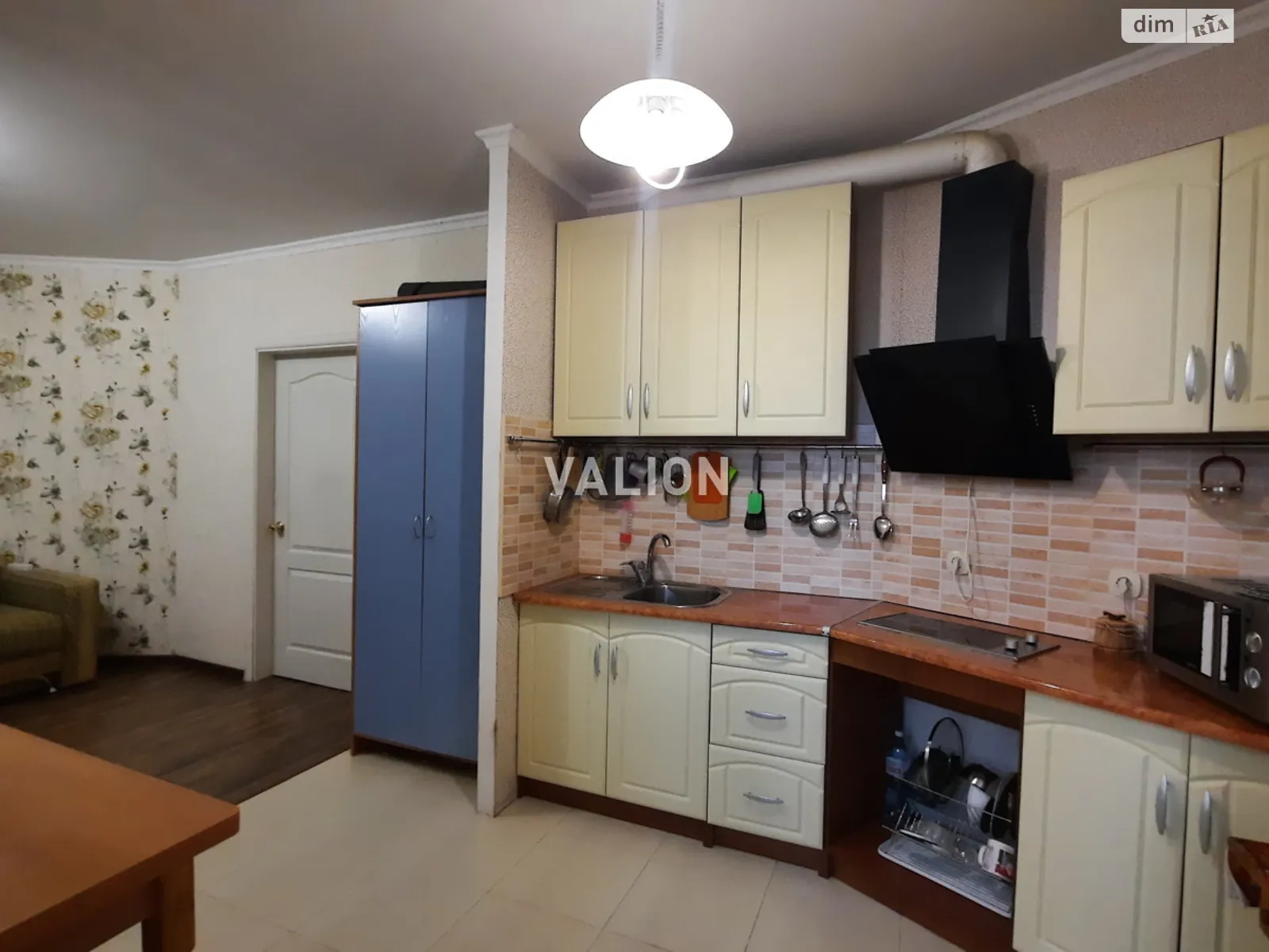 Продается 1-комнатная квартира 32.9 кв. м в Киеве - фото 2