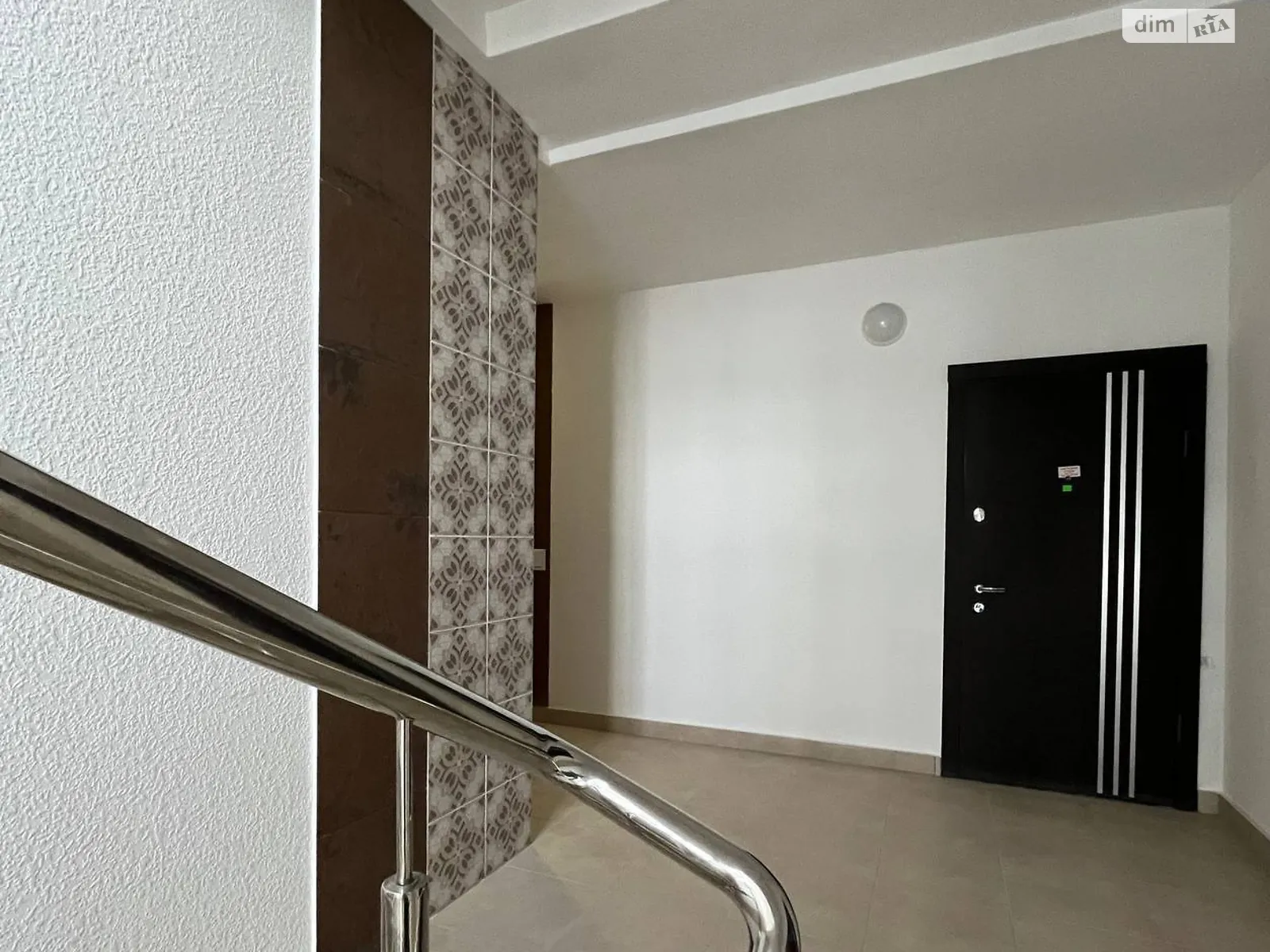Продается 3-комнатная квартира 72.71 кв. м в Ивано-Франковске, ул. Павла Полуботка - фото 1