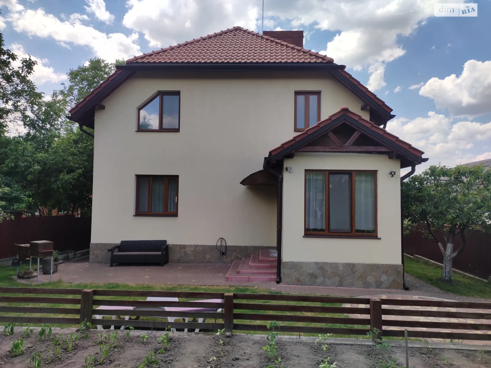 Продається будинок 2 поверховий 320 кв. м з садом, цена: 320000 $ - фото 1