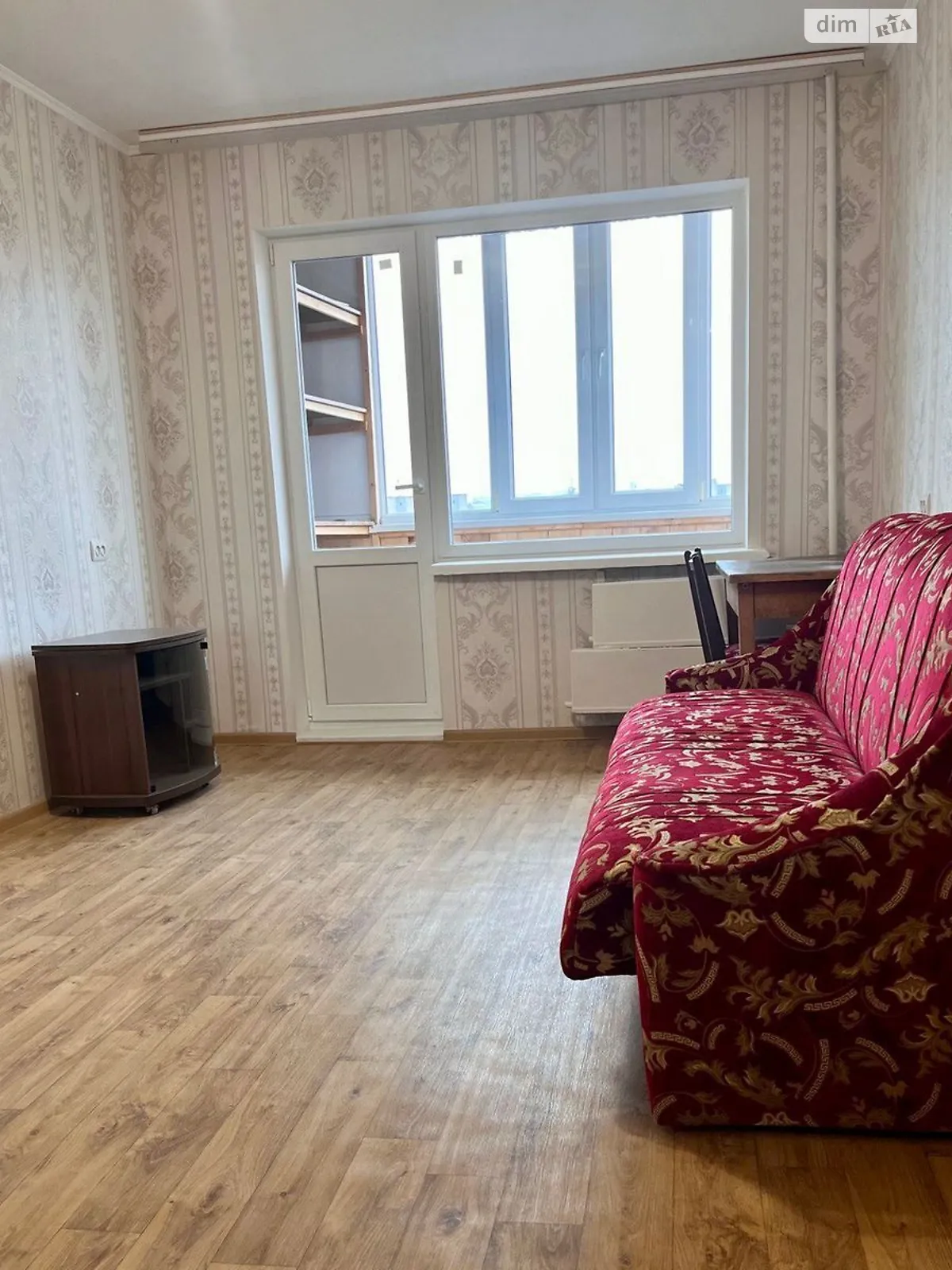 Продается 1-комнатная квартира 36 кв. м в Чернигове - фото 1
