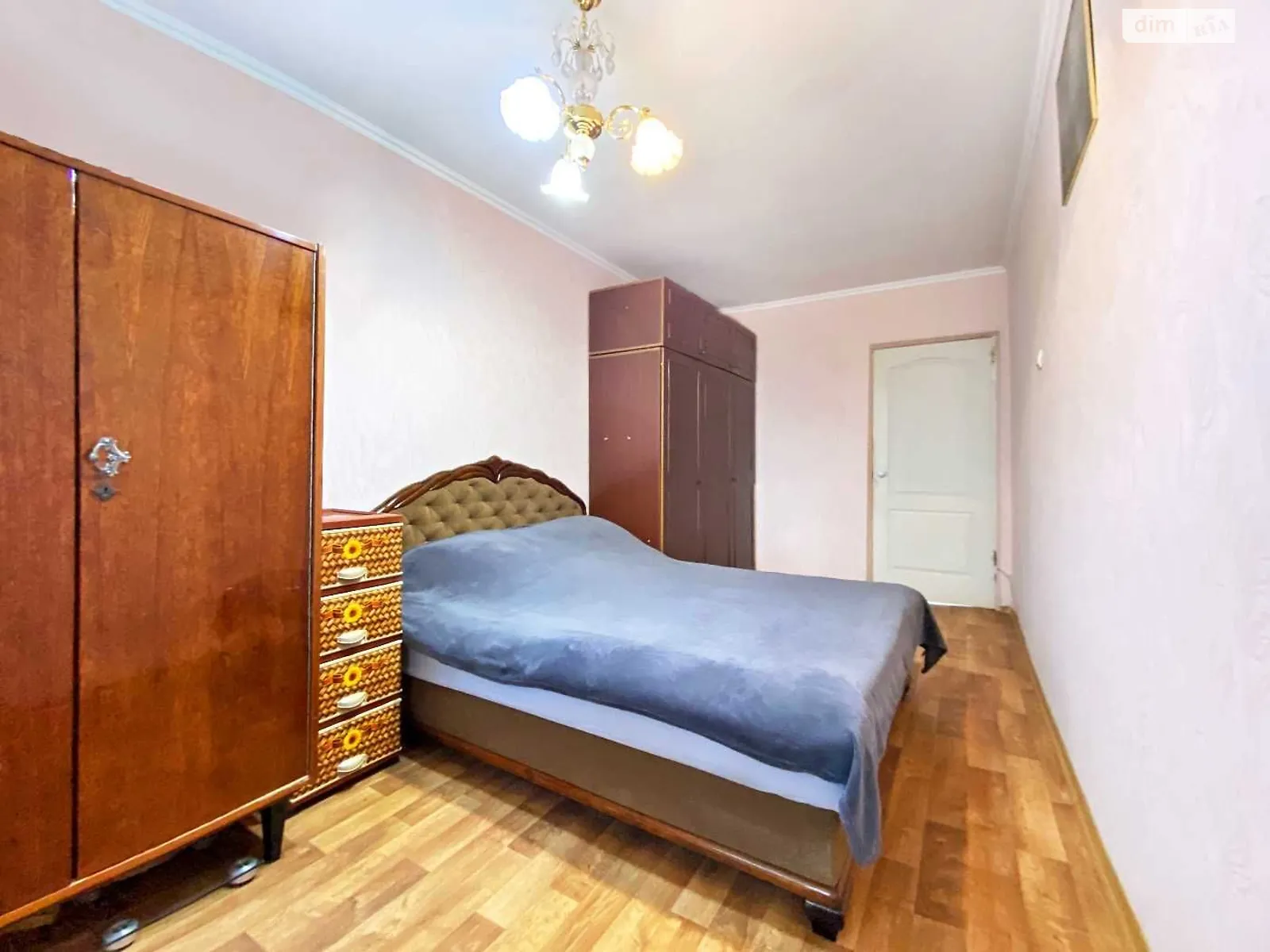 Продается 3-комнатная квартира 62.2 кв. м в Днепре, ул. Березинская, 34 - фото 1