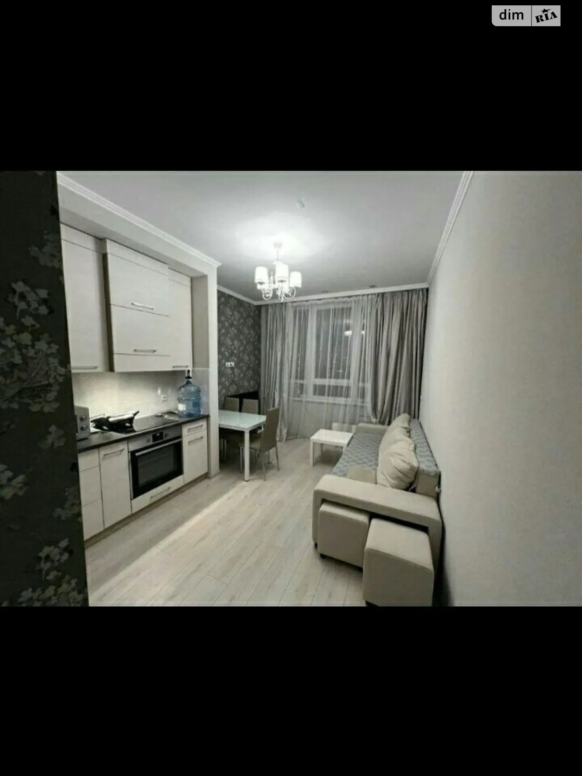 Сдается в аренду 1-комнатная квартира 52 кв. м в Одессе, цена: 320 $
