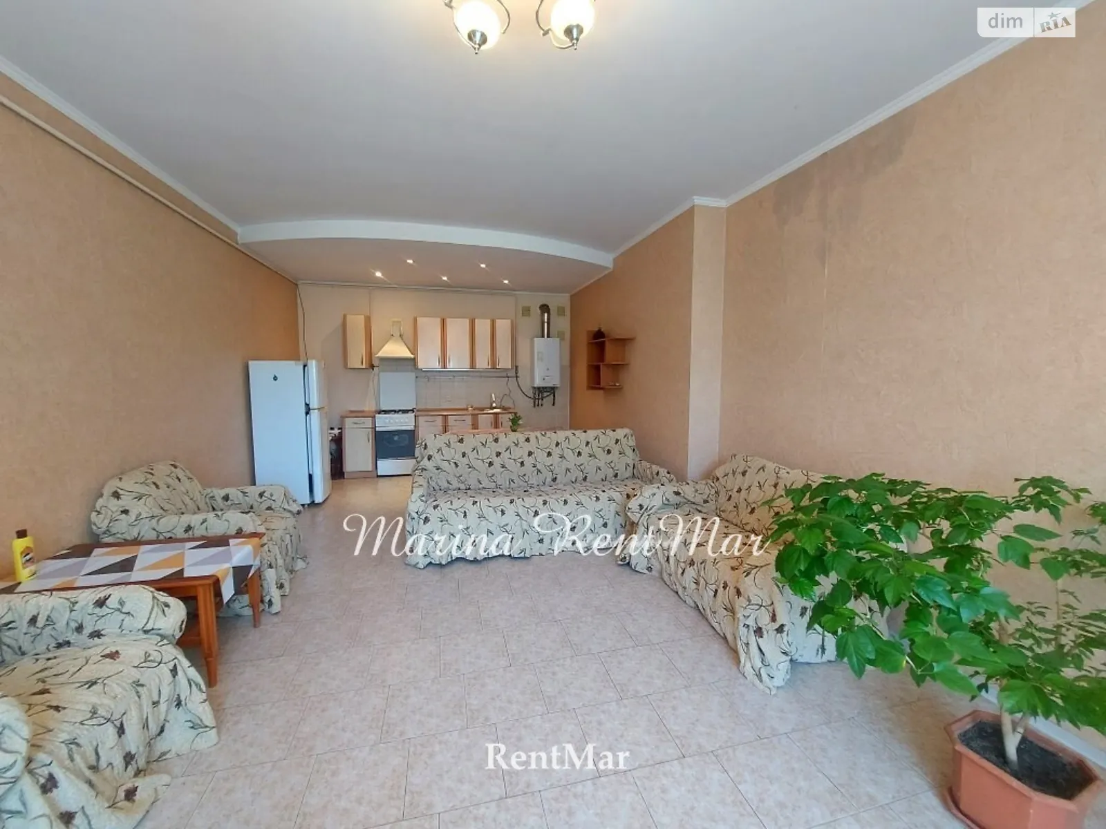 Сдается в аренду одноэтажный дом 90 кв. м с камином, цена: 650 $ - фото 1