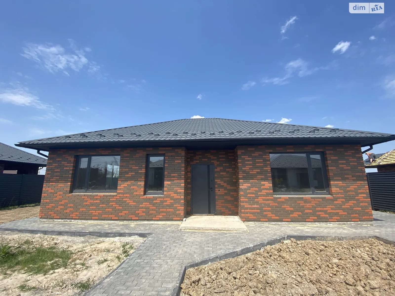 Продається одноповерховий будинок 95 кв. м з каміном, цена: 75000 $ - фото 1