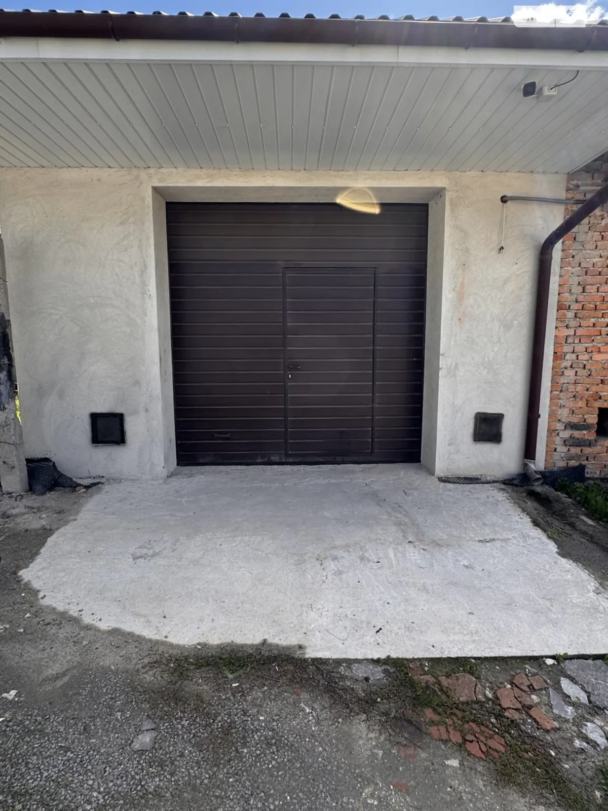 Продается отдельно стоящий гараж под легковое авто на 30 кв. м, цена: 11500 $ - фото 1