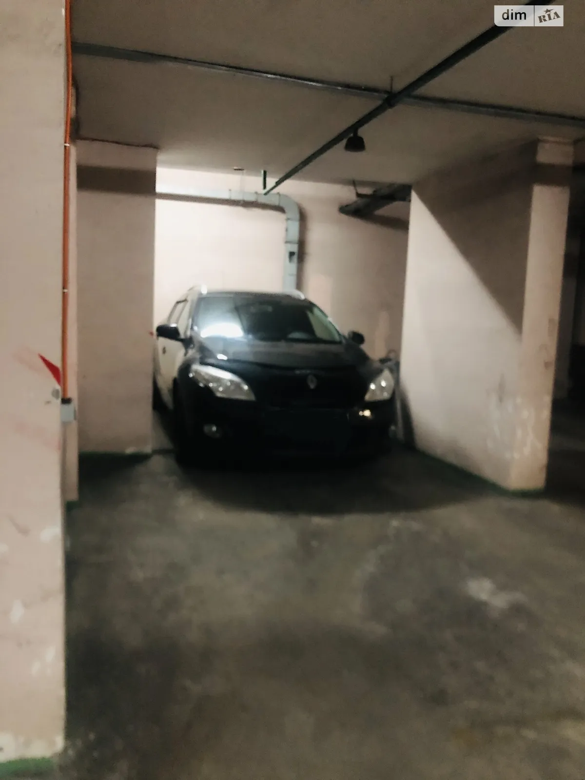 Продается подземный паркинг под легковое авто на 22 кв. м - фото 4