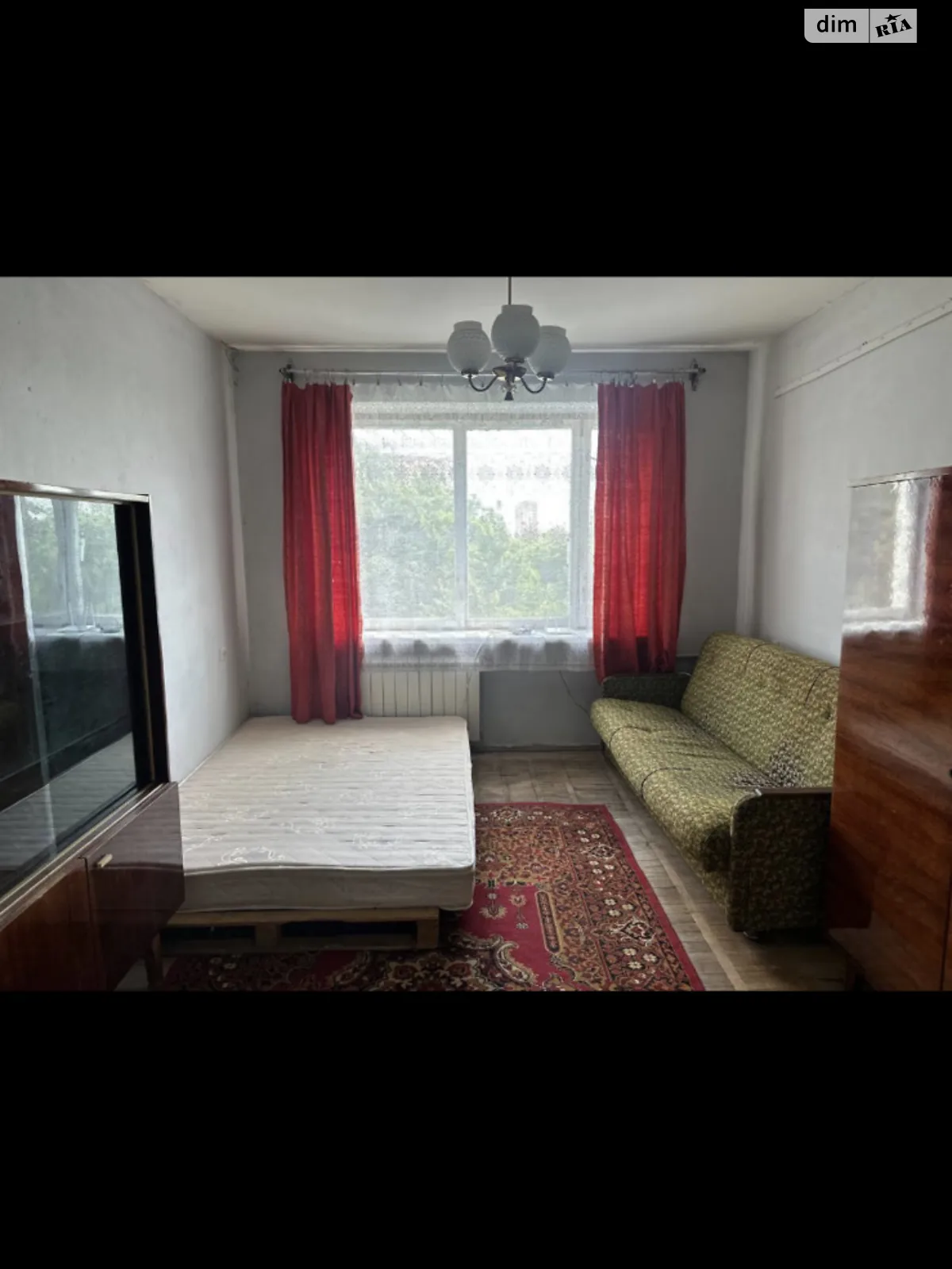 Здається в оренду кімната 35 кв. м у Львові, цена: 4500 грн