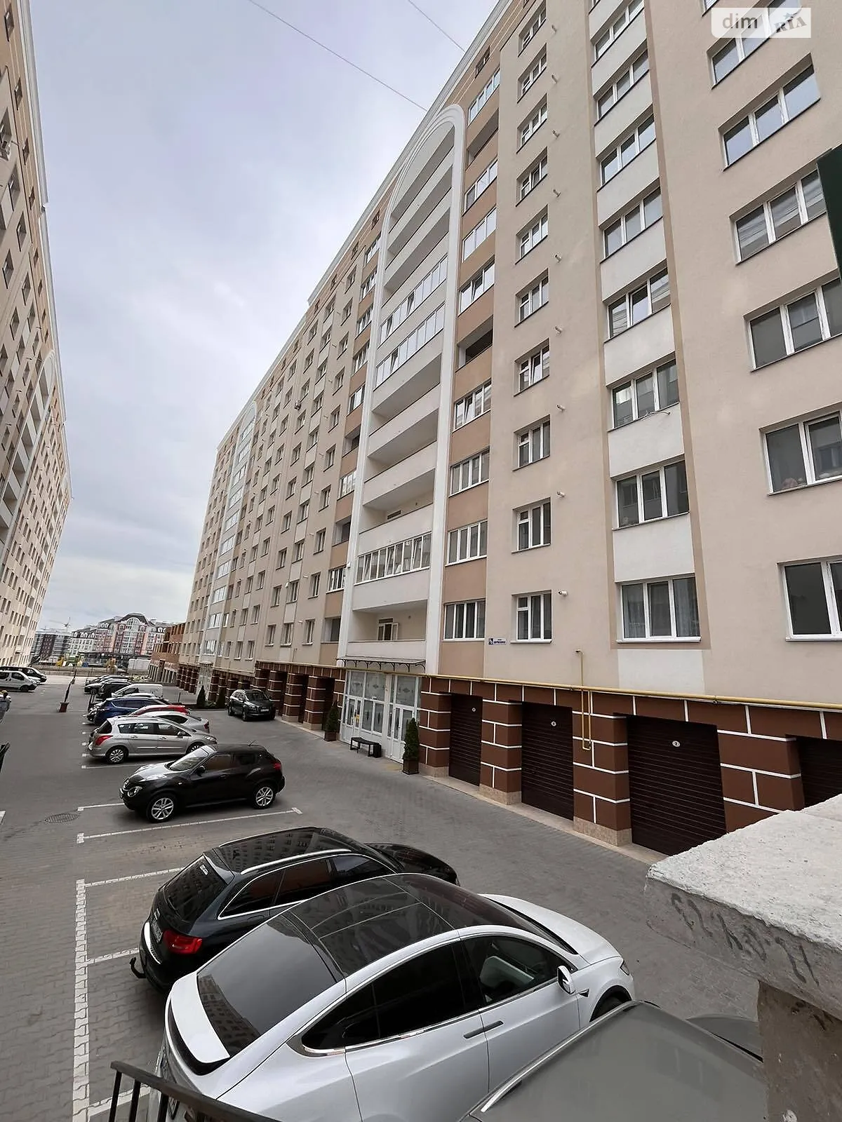 Продається 2-кімнатна квартира 68 кв. м у Хмельницькому, цена: 48000 $ - фото 1