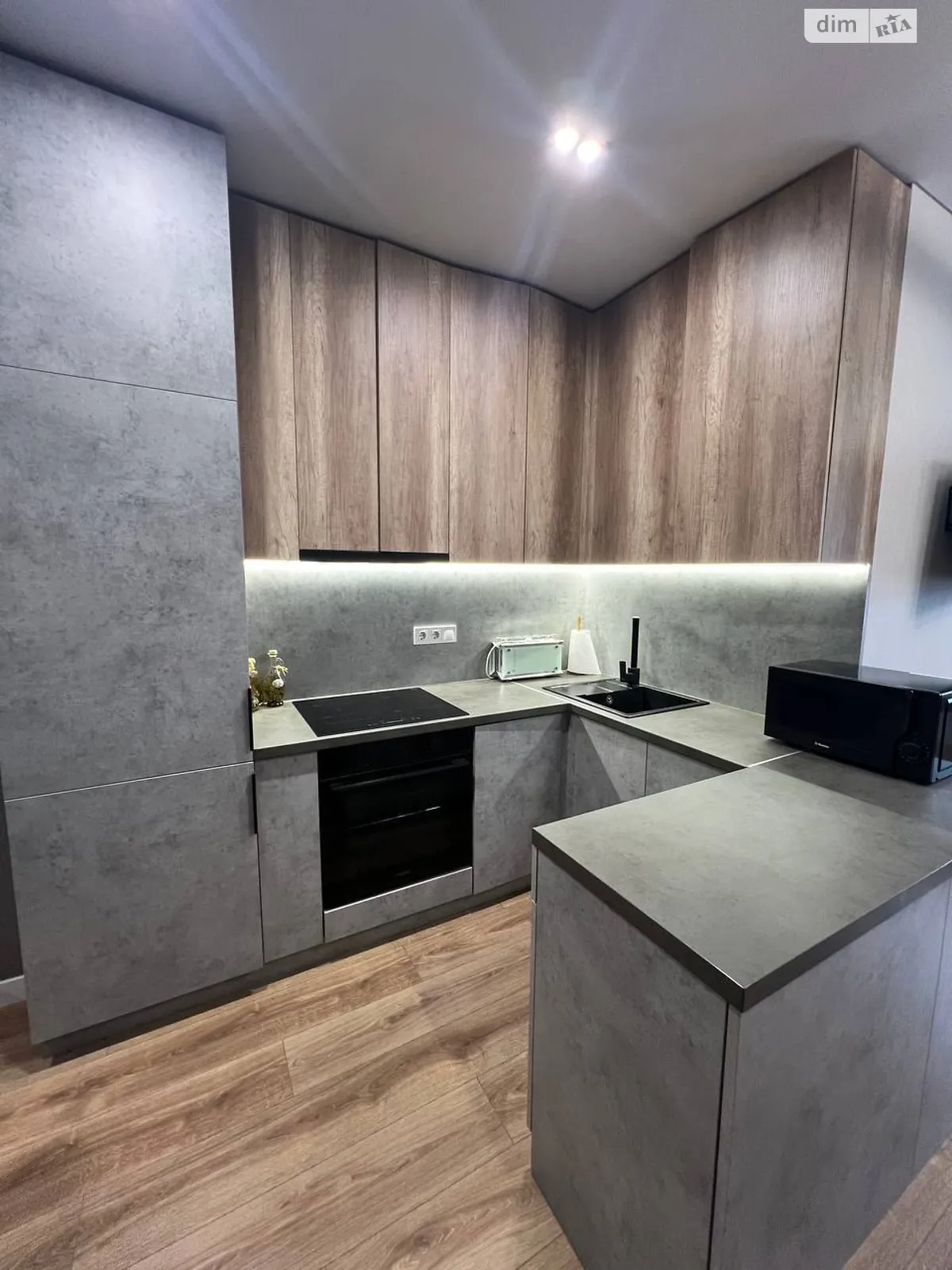 Продается 1-комнатная квартира 41.6 кв. м в Крыжановка, ул. Академика Сахарова, 3Є - фото 1