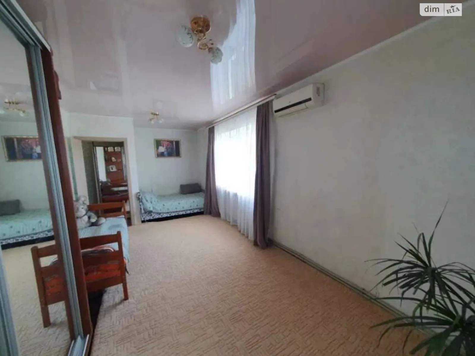 Продается 1-комнатная квартира 37 кв. м в Александровке - фото 2