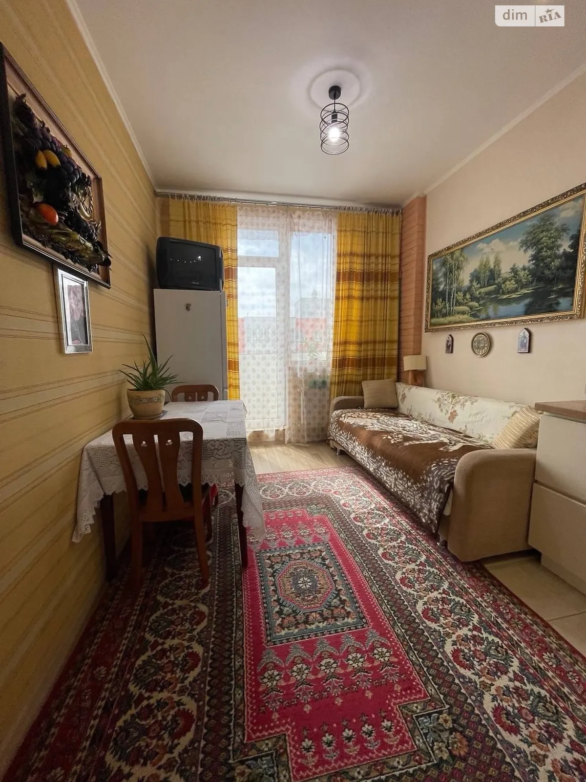Продается 1-комнатная квартира 42 кв. м в Одессе, ул. Жемчужная, 3 - фото 1