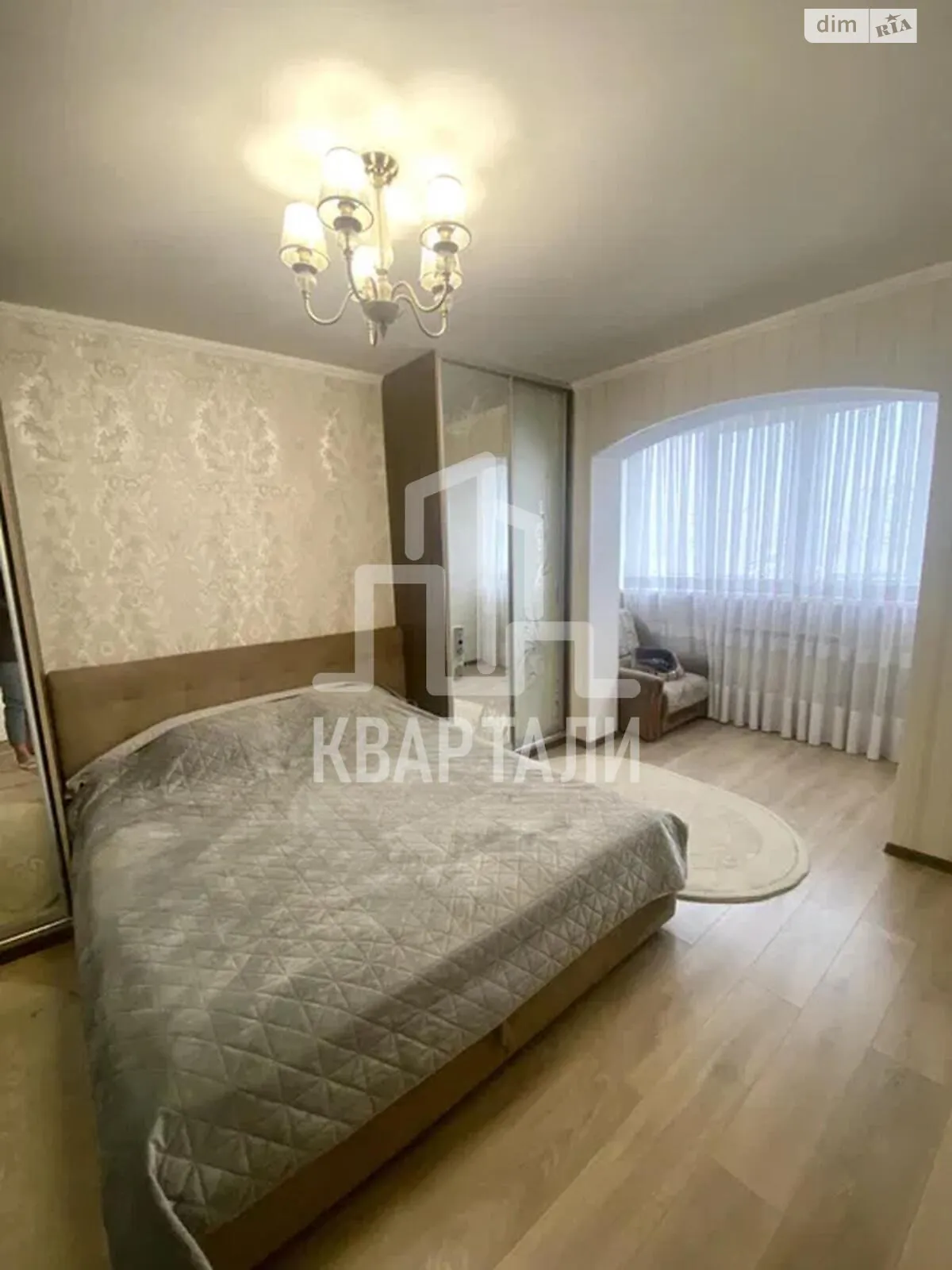 Продается 3-комнатная квартира 95 кв. м в Киеве, ул. Княжий Затон, 19 - фото 1