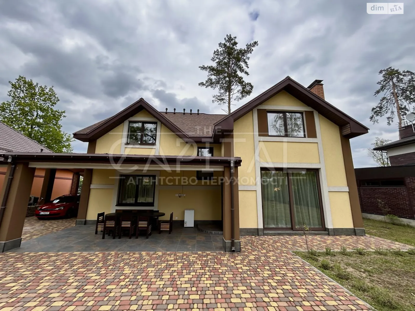 Продается дом на 2 этажа 235 кв. м с камином, цена: 350000 $ - фото 1