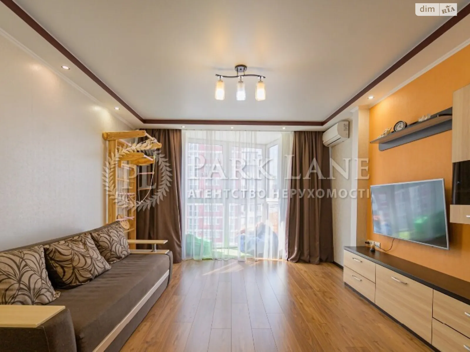 Продается 2-комнатная квартира 70 кв. м в Киеве, ул. Драгоманова, 2А - фото 1
