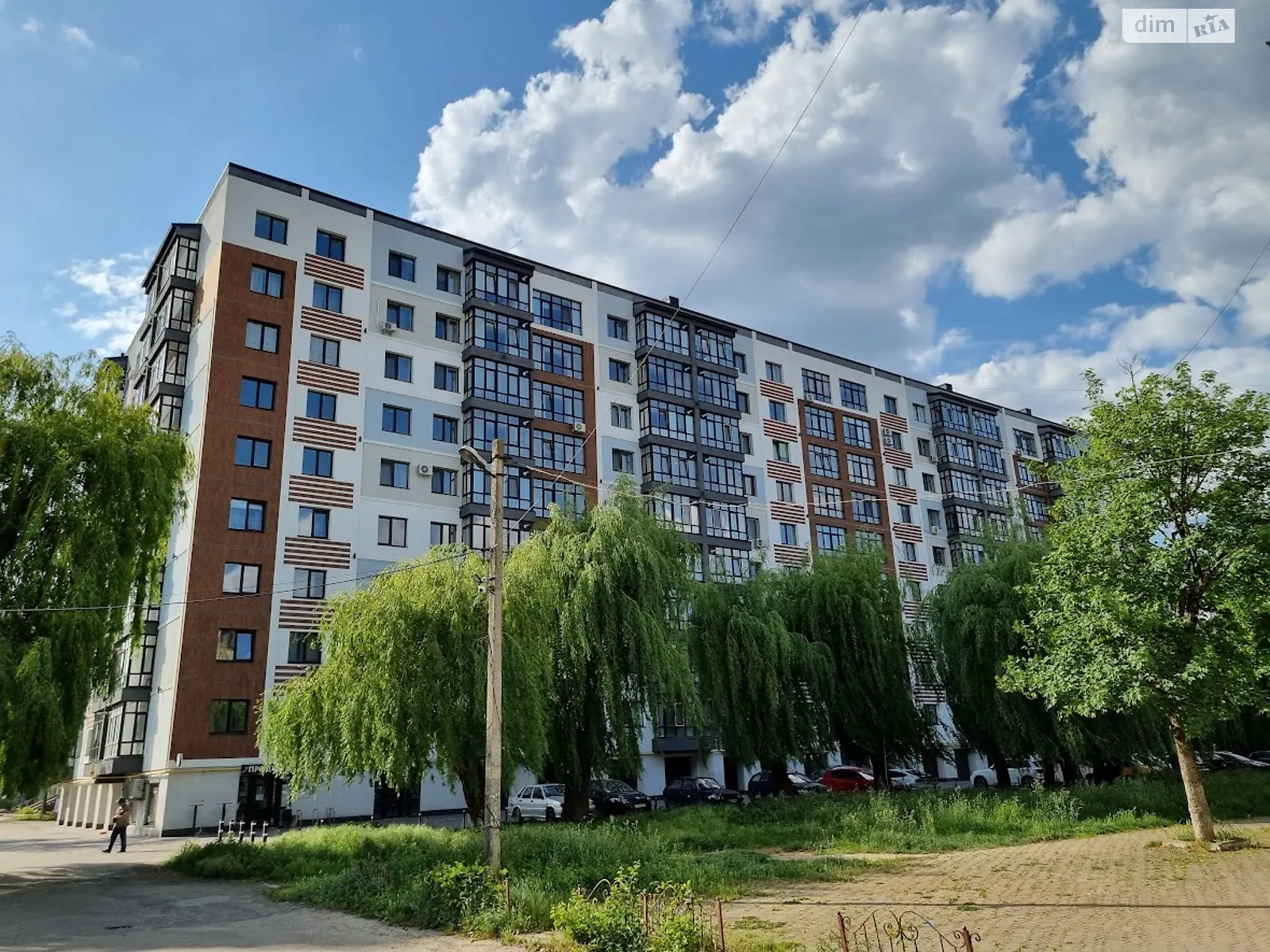Продается 1-комнатная квартира 43.9 кв. м в Ивано-Франковске, ул. Карпатская, 17А - фото 1