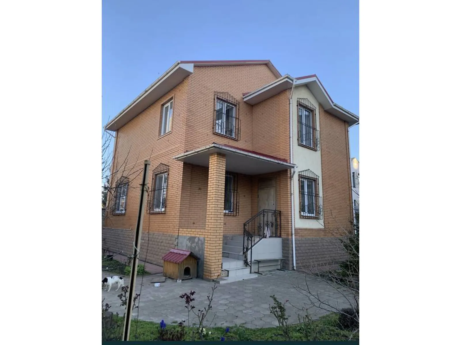 Продается дом на 2 этажа 170 кв. м с террасой, цена: 350000 $ - фото 1