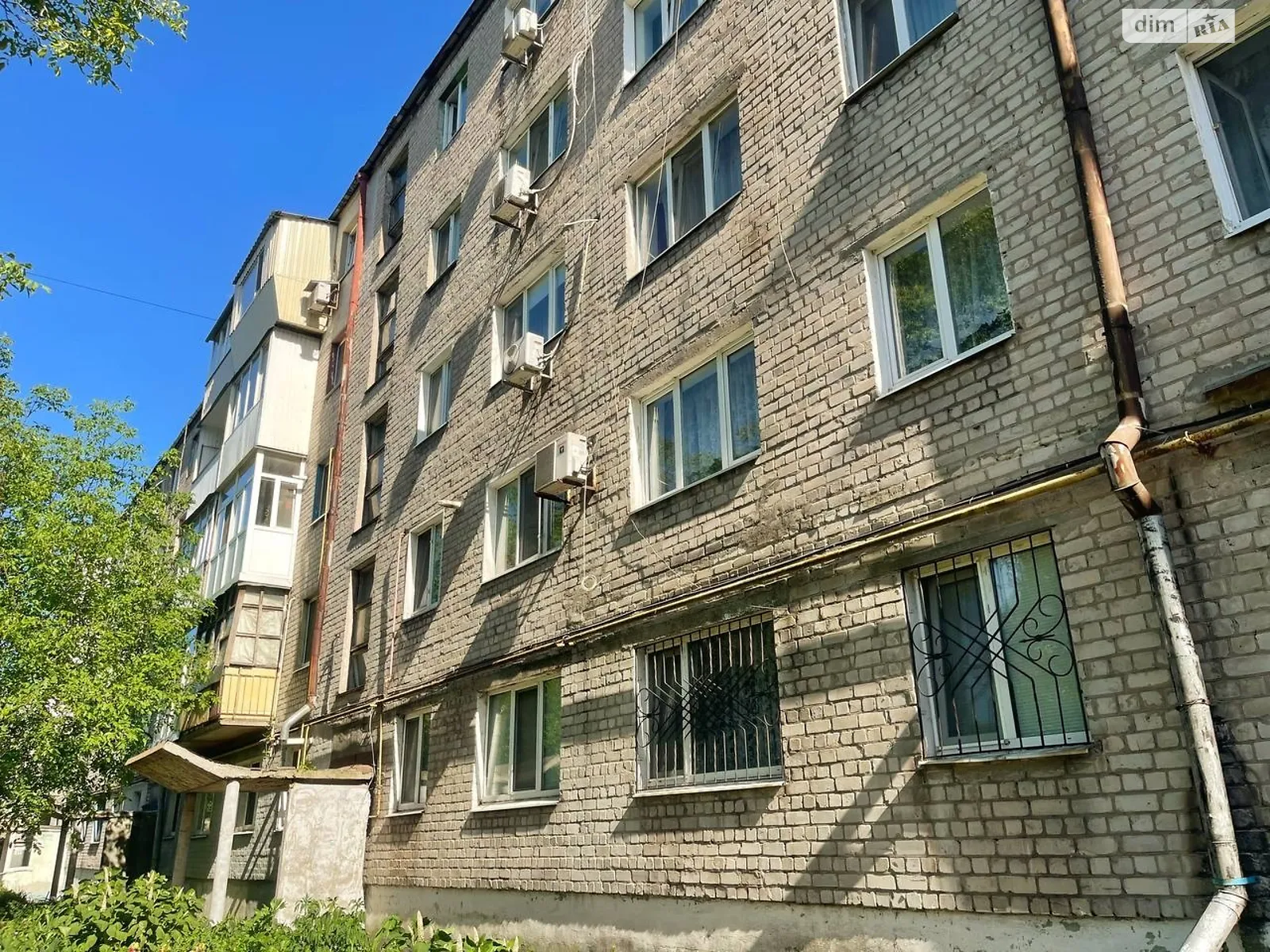 Продается 3-комнатная квартира 56 кв. м в Каменском, ул. Вадима Пузырева(Менделеева), 11 - фото 1