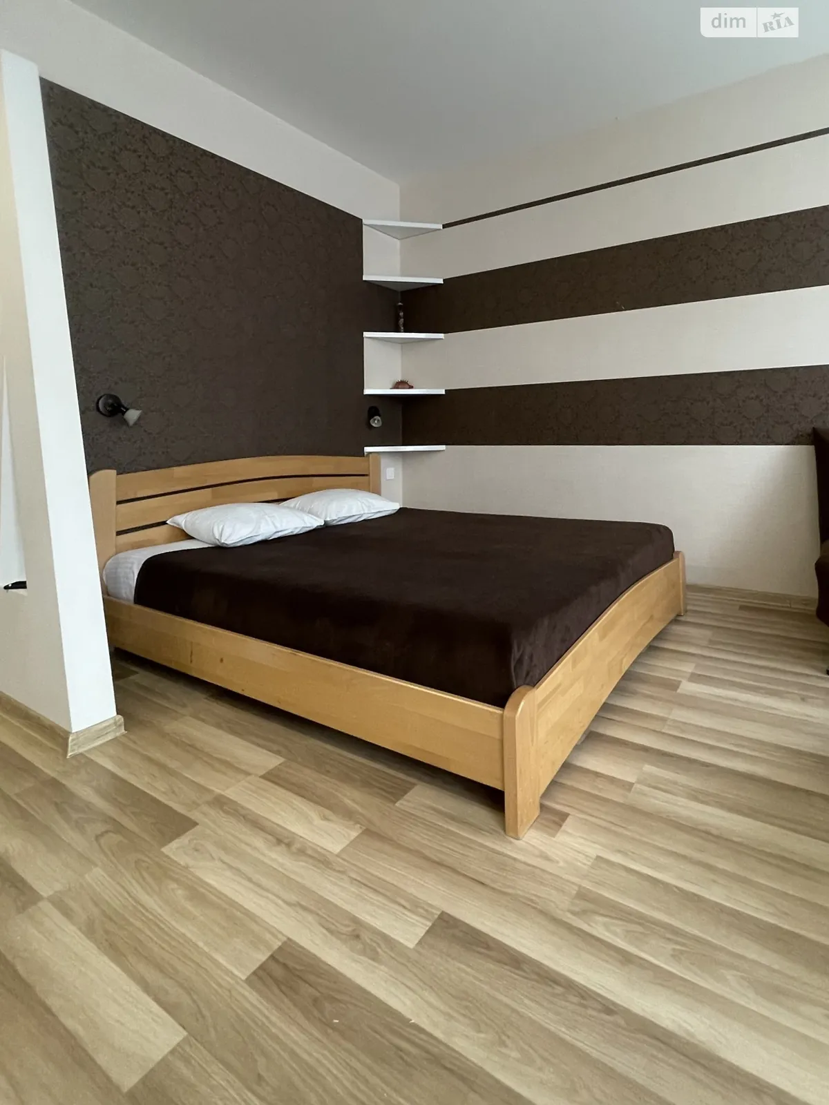 Сдается в аренду 1-комнатная квартира 42 кв. м в Одессе, цена: 350 € - фото 1
