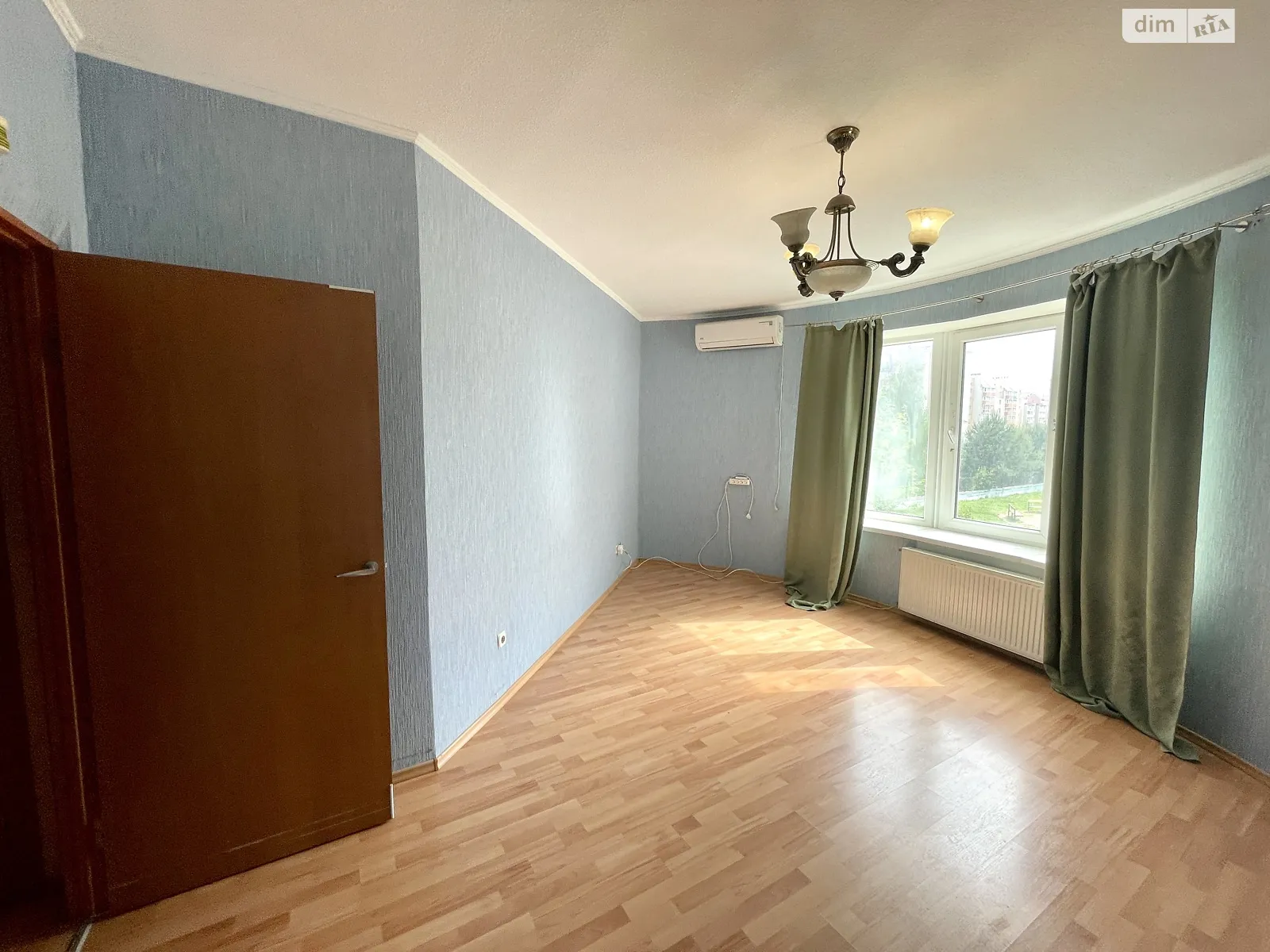 Продается 3-комнатная квартира 93.9 кв. м в Виннице, ул. Зодчих, 8 - фото 1
