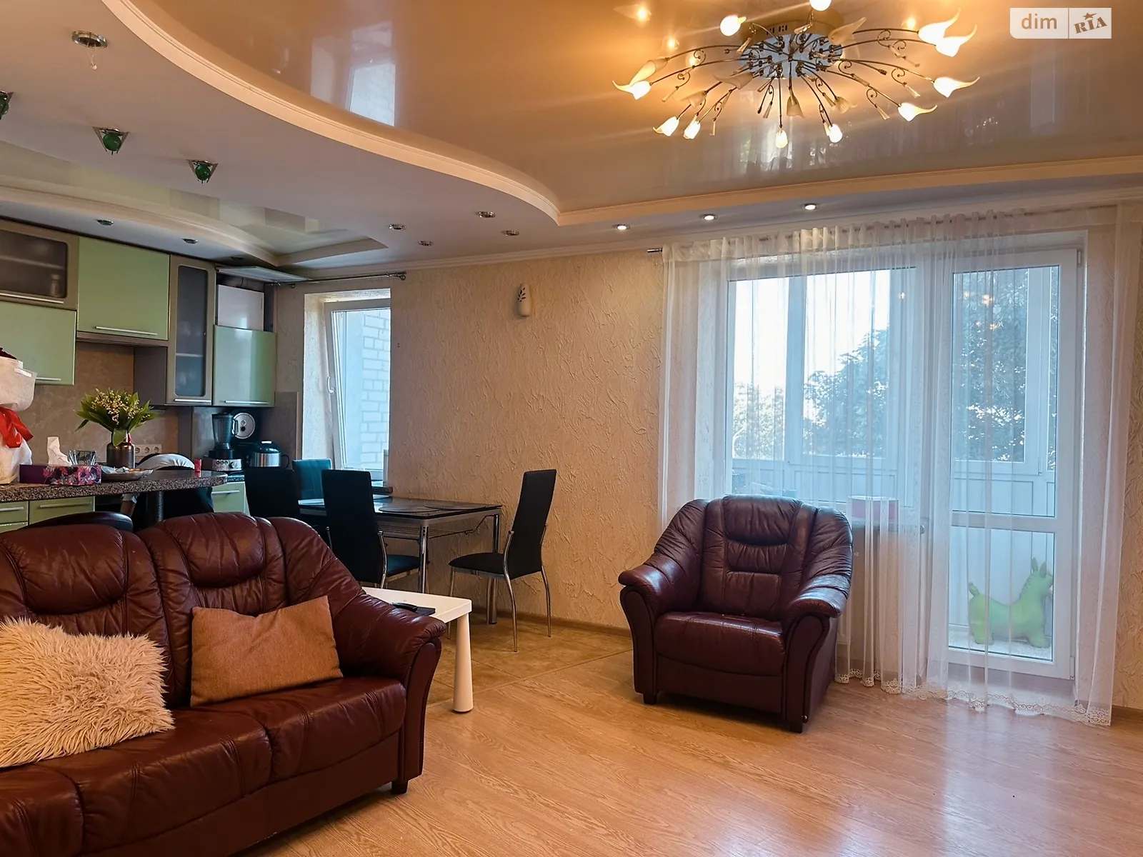 Сдается в аренду 3-комнатная квартира 62 кв. м в Житомире, ул. Домбровского - фото 1