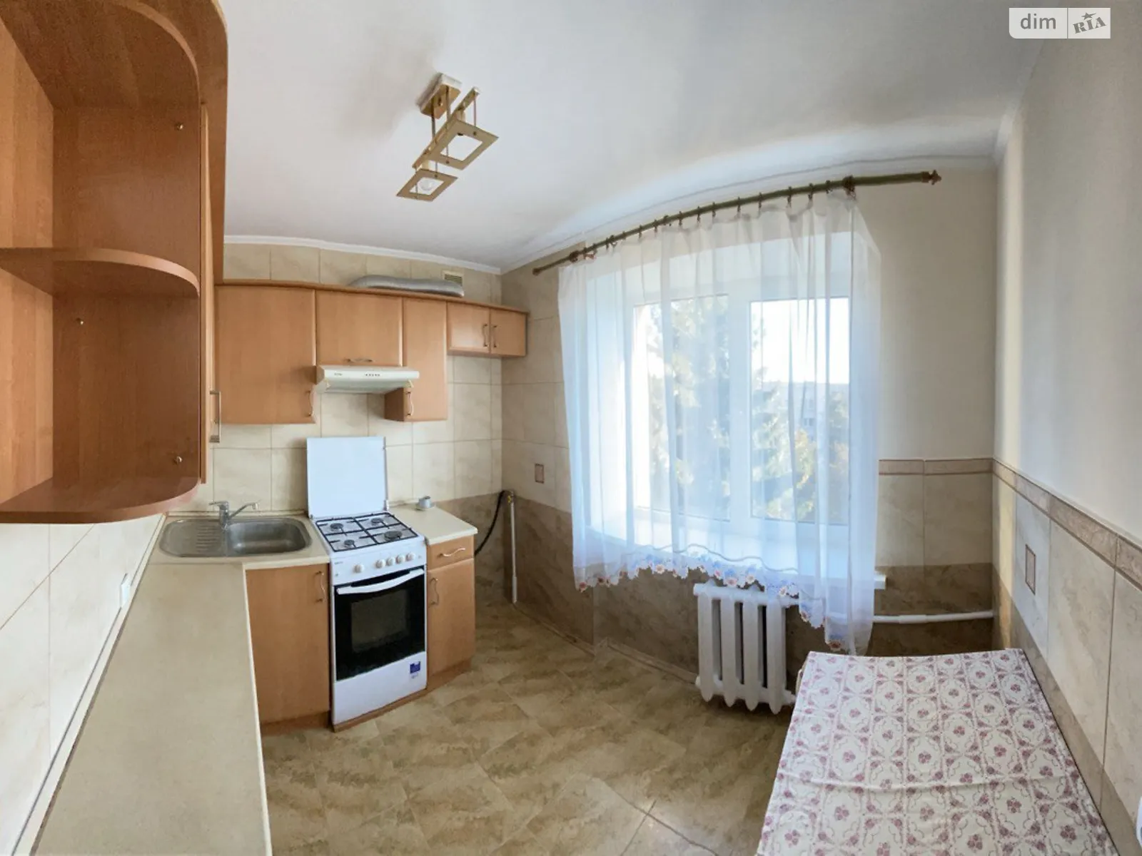 Сдается в аренду 2-комнатная квартира 50 кв. м в Ровно, ул. Мицкевича, 3 - фото 1
