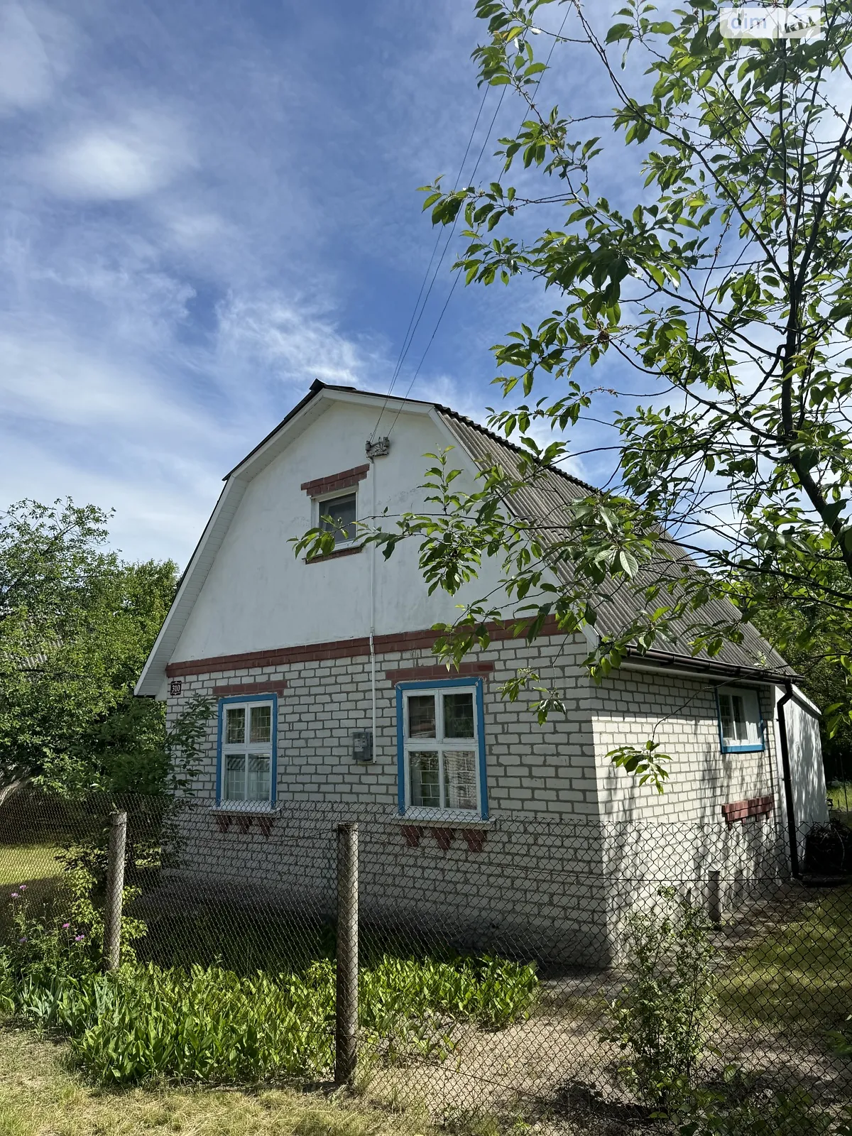 Продается дом на 2 этажа 53 кв. м с камином, цена: 19000 $ - фото 1