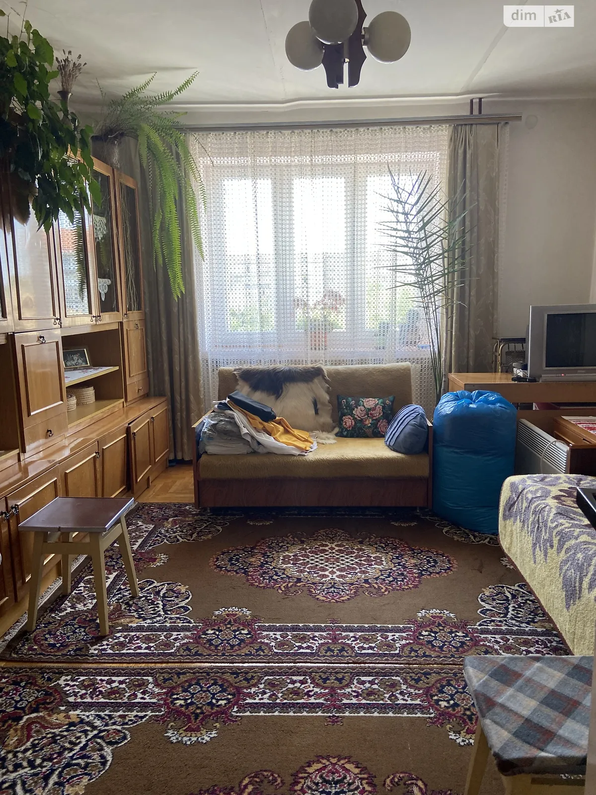 Продается 1-комнатная квартира 39 кв. м в Ужгороде - фото 1