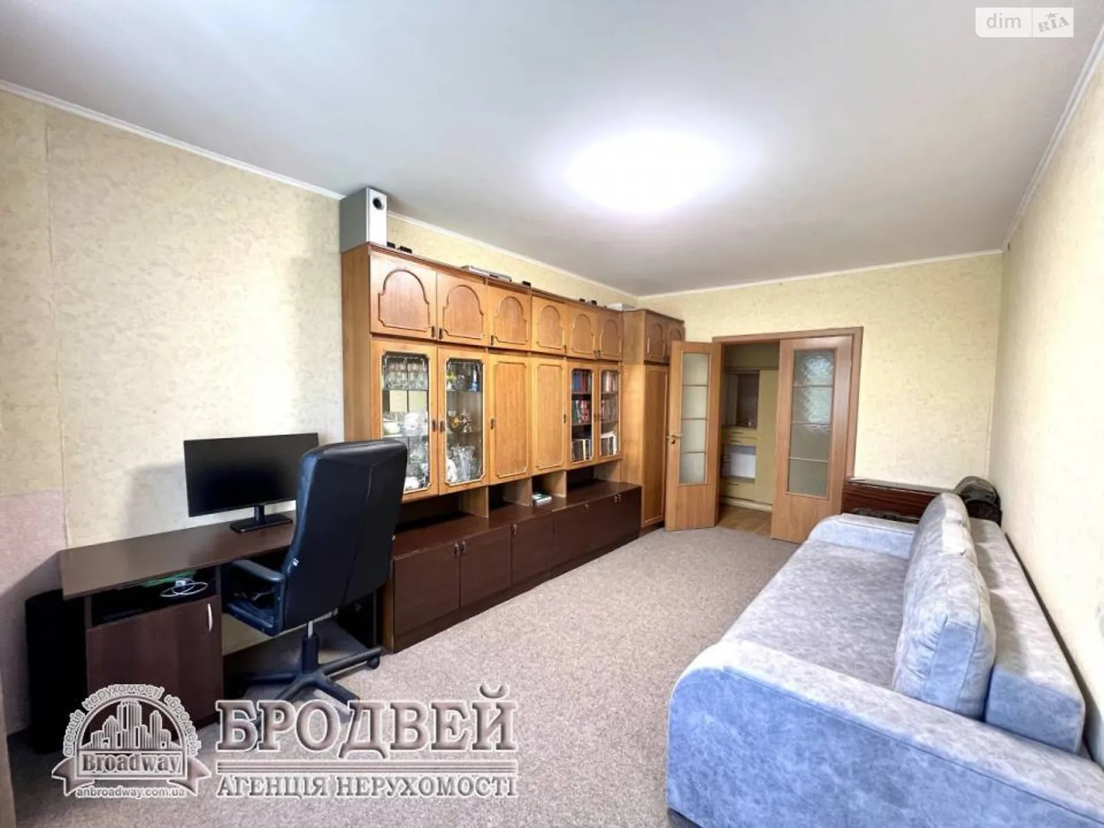 Продается 3-комнатная квартира 65 кв. м в Чернигове - фото 2