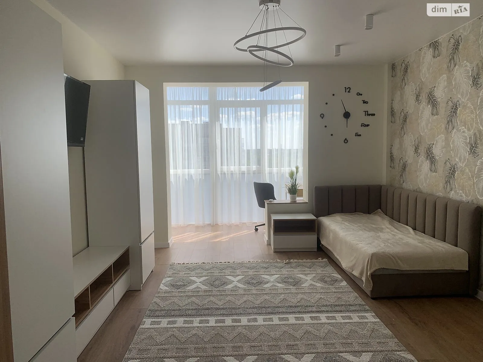Сдается в аренду 2-комнатная квартира 75 кв. м в Ровно, цена: 20000 грн