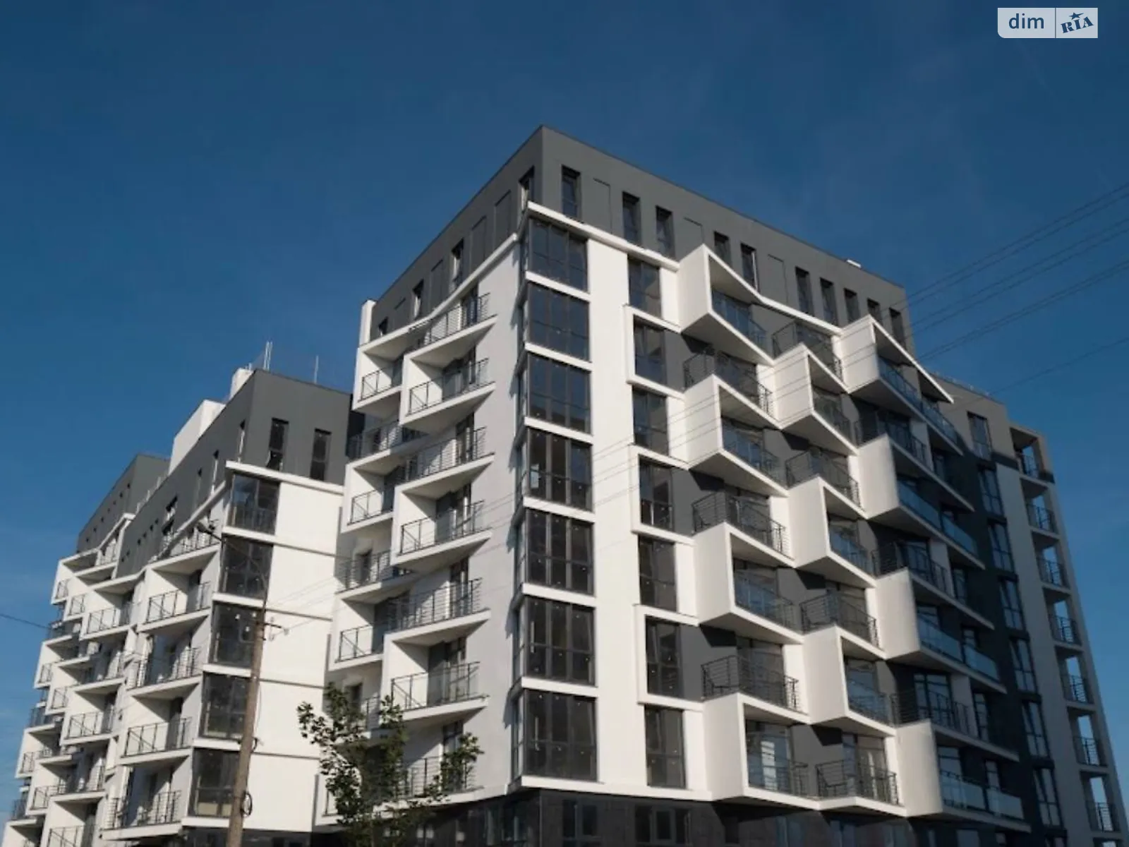 Продается 2-комнатная квартира 84 кв. м в Ровно, цена: 75000 $ - фото 1