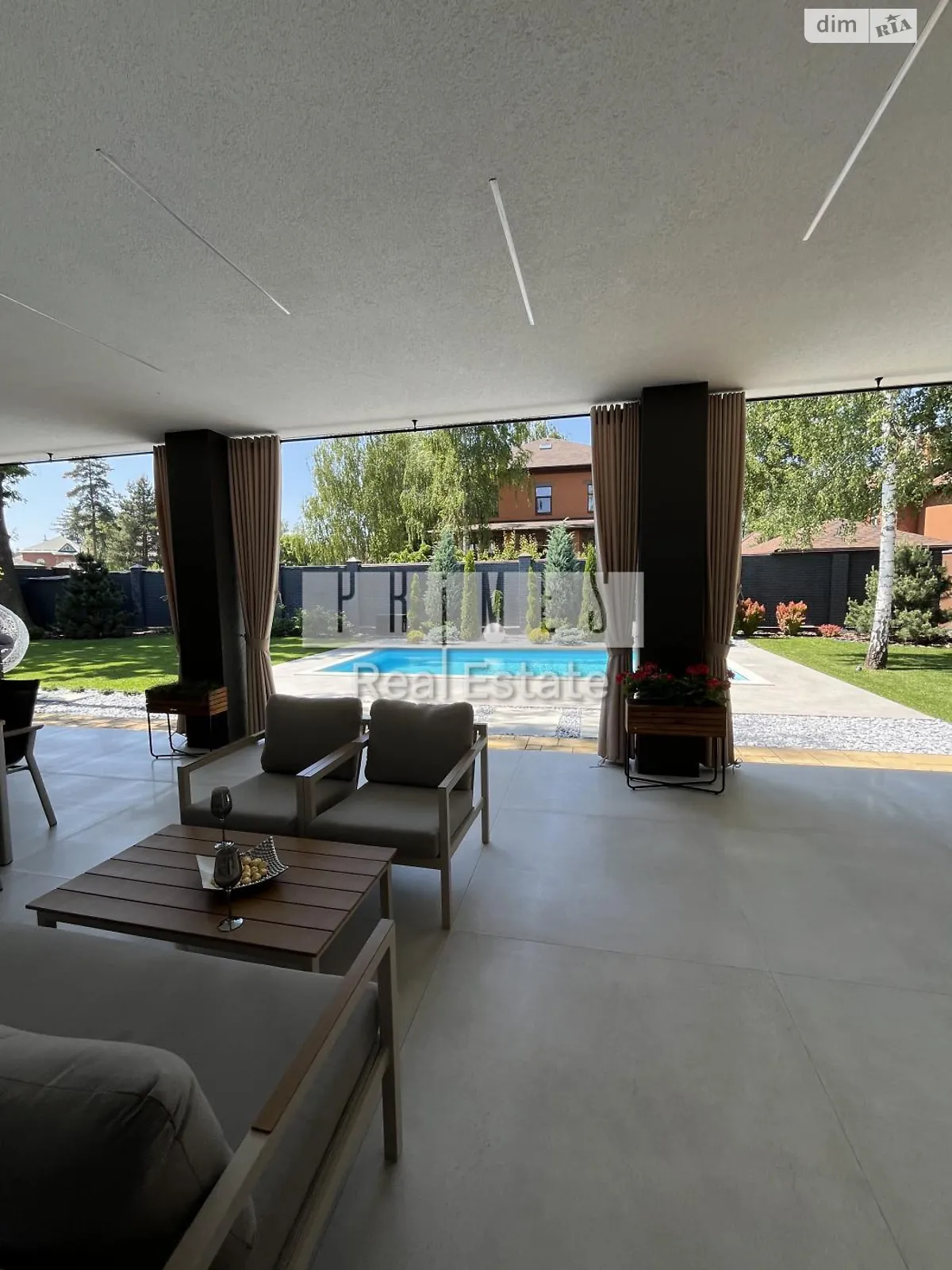 Продается одноэтажный дом 250 кв. м с бассейном, цена: 790000 $ - фото 1